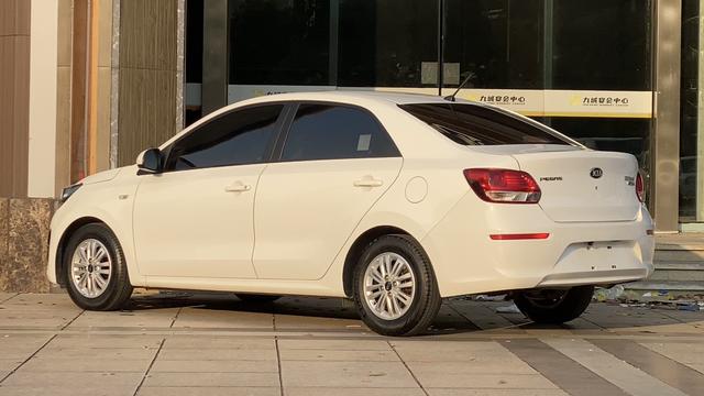 Kia Pegas 2020 thumb 2