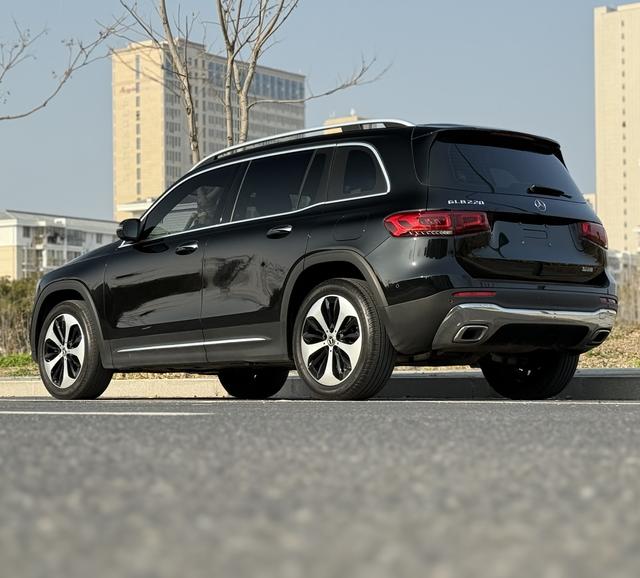 Mercedes-Benz GLB 2023 thumb 7