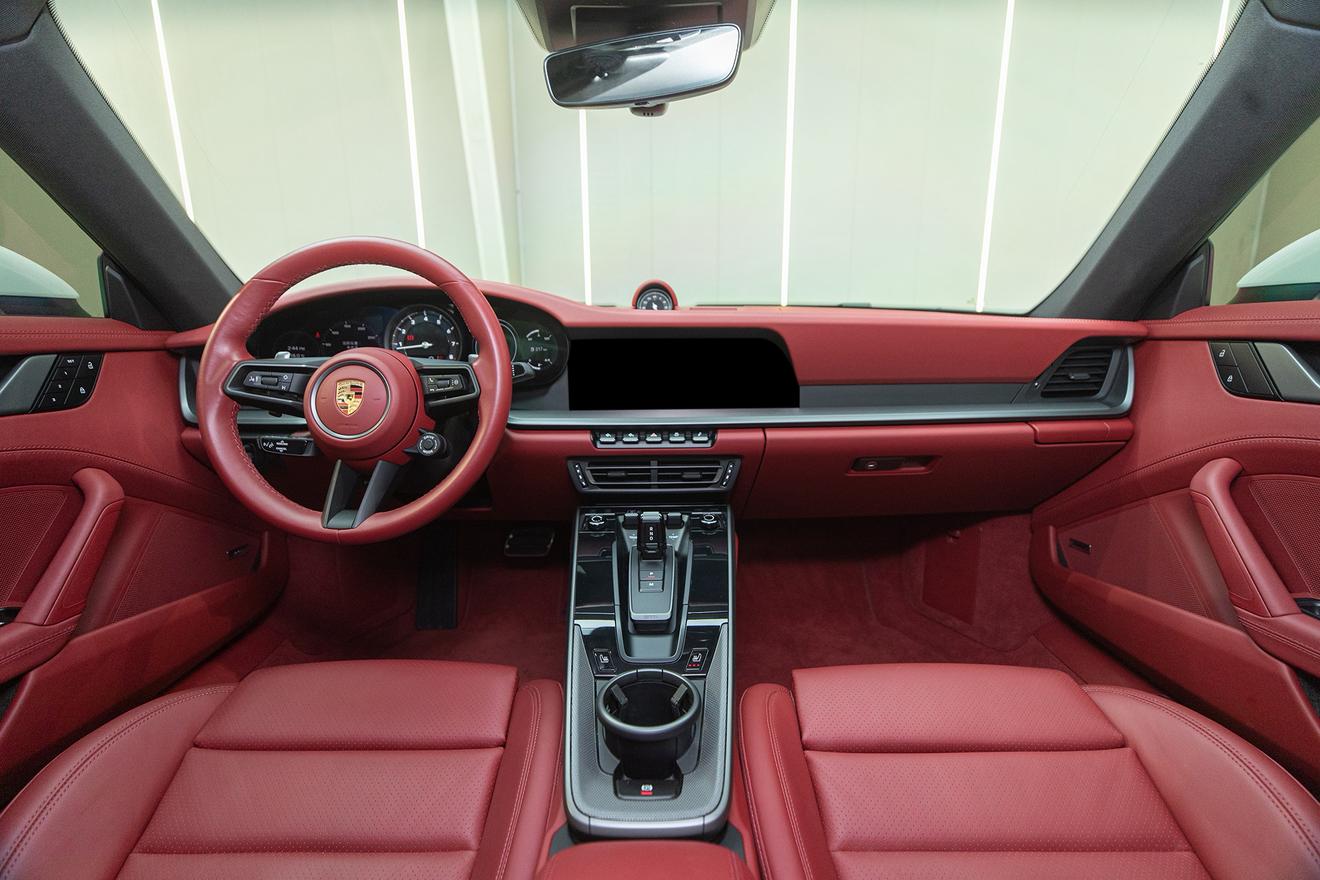 Porsche 911 2023 thumb 11