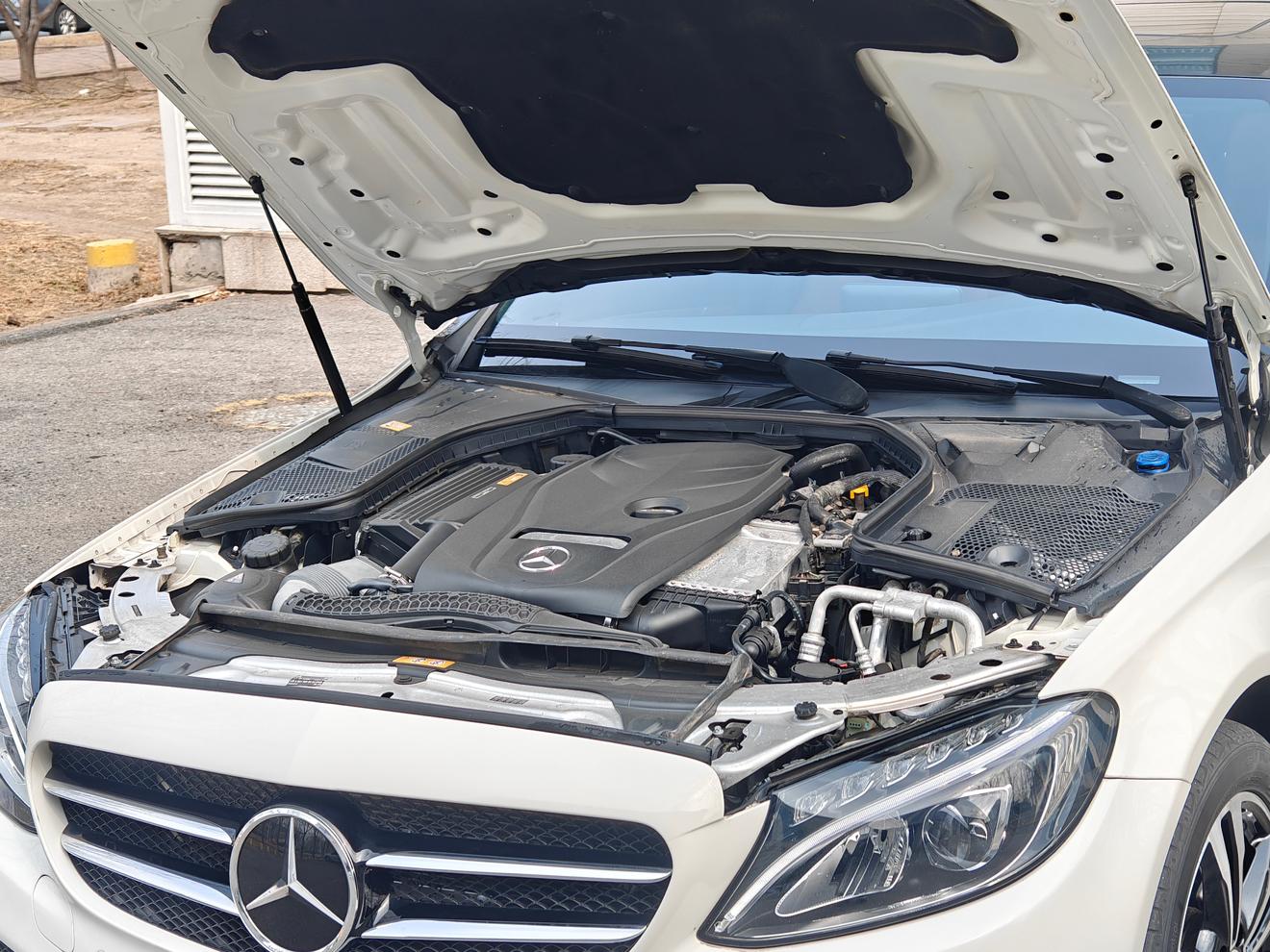 Mercedes-Benz C-Class 2016 thumb 5