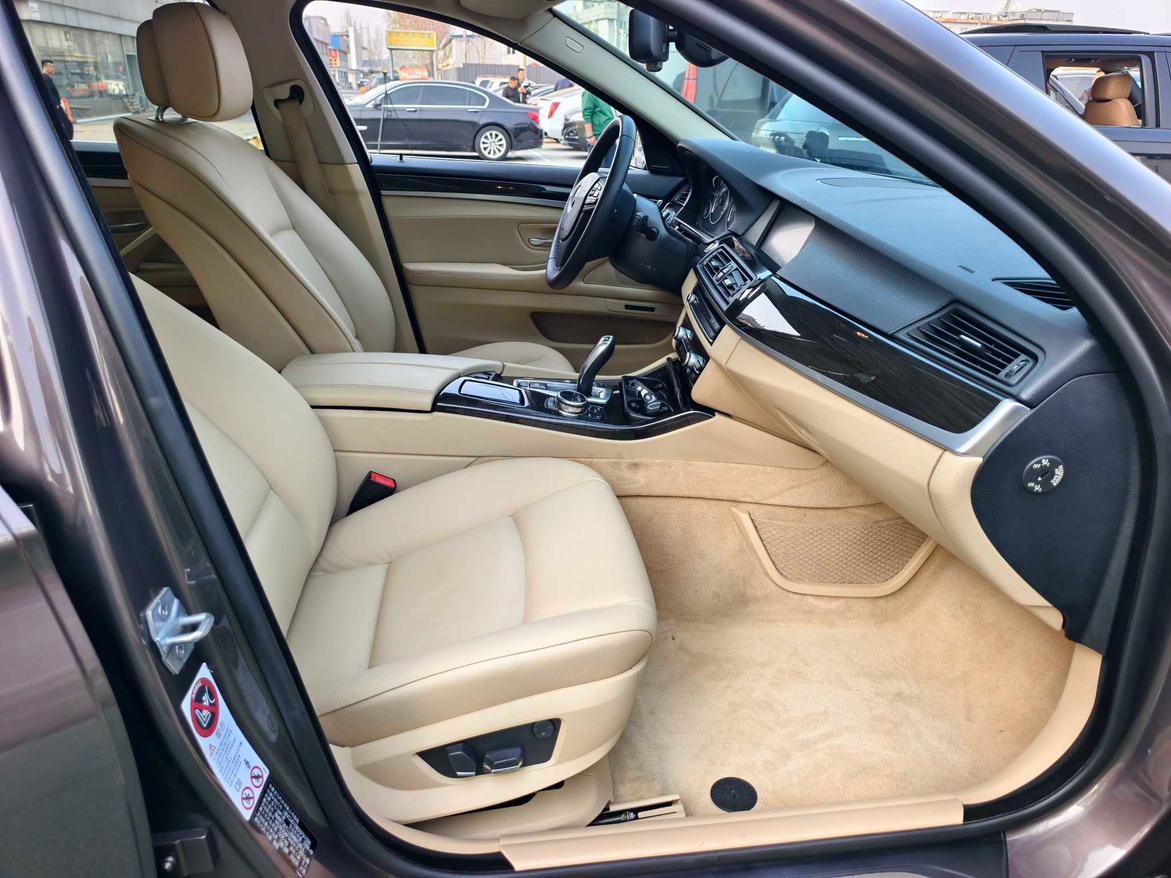 BMW BMW 2013 thumb 9