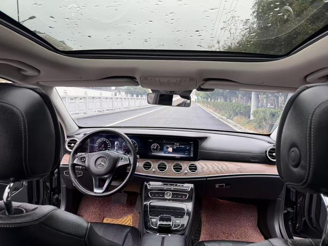 Mercedes-Benz E-Class 2016 thumb 7