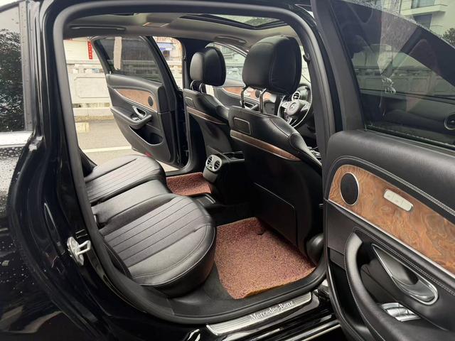 Mercedes-Benz E-Class 2016 thumb 11