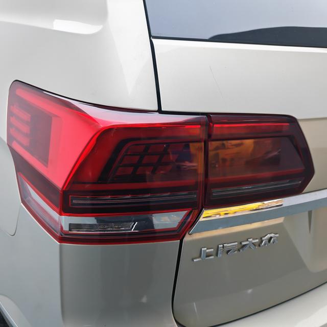 Volkswagen Teramont 2017 thumb 10