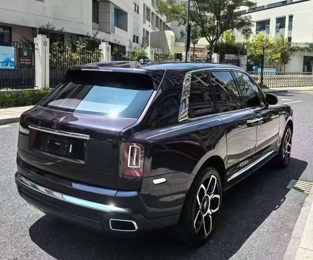 Rolls-Royce Cullinan 2018 thumb 3