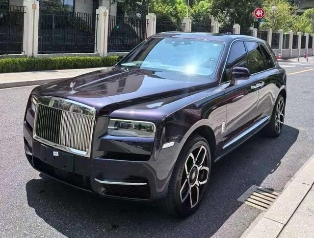 Rolls-Royce Cullinan 2018 thumb 10