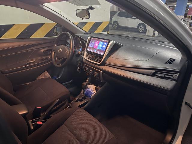 Toyota Yaris 2017 thumb 5