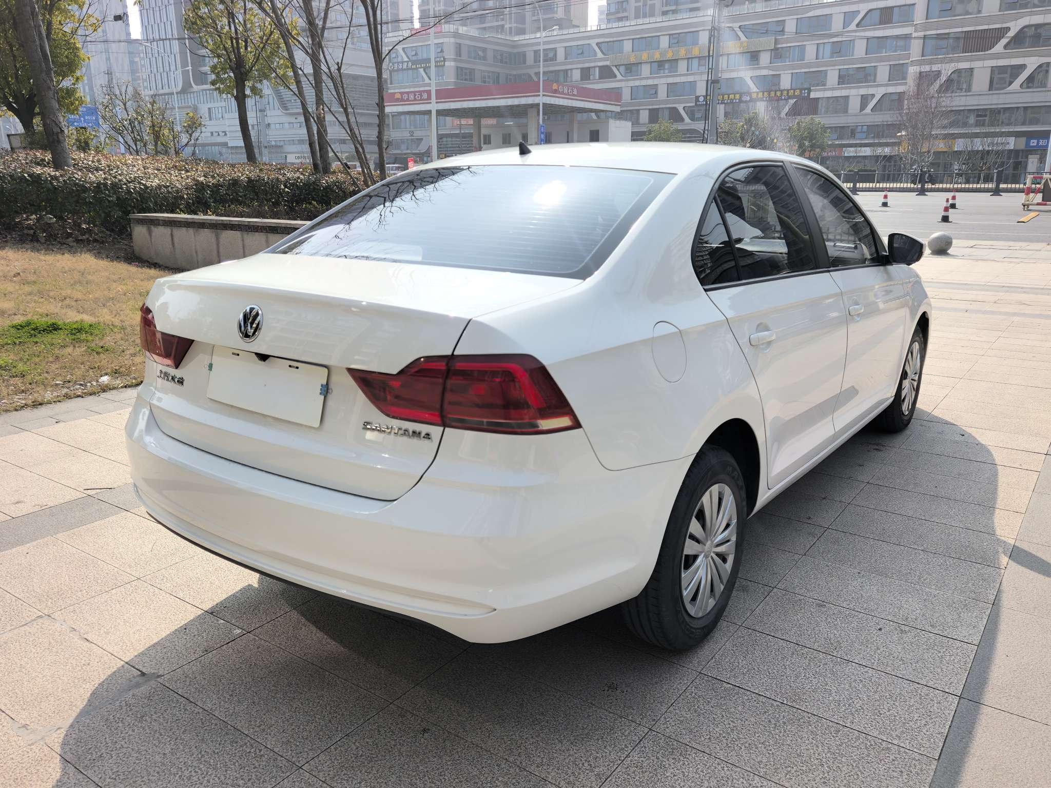 Volkswagen Santana 2019 thumb 4