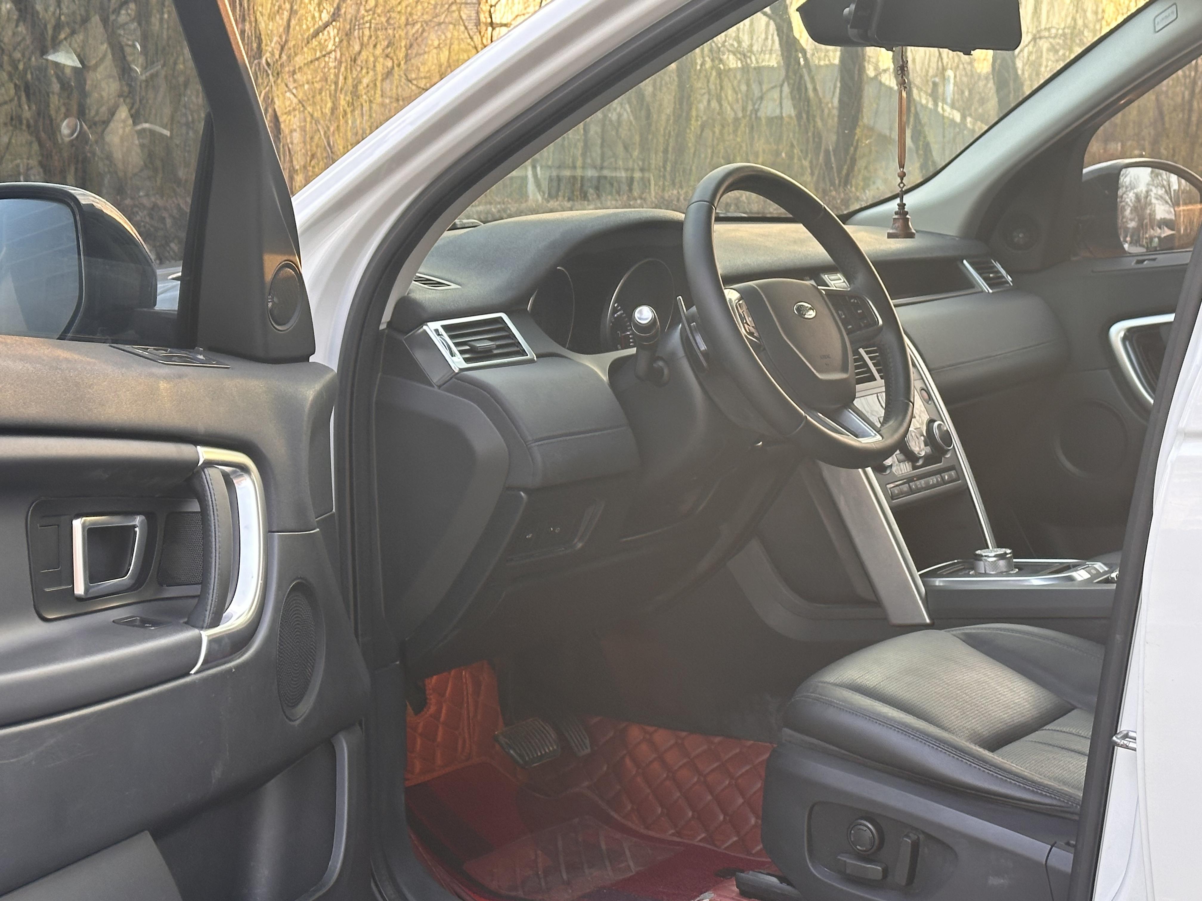 Land Rover Discovery Sport 2016 thumb 7