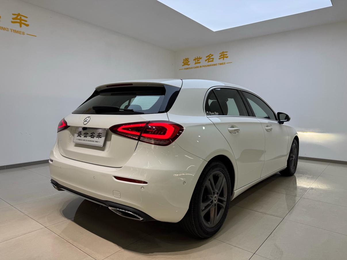 Mercedes-Benz A-Class 2019 thumb 4
