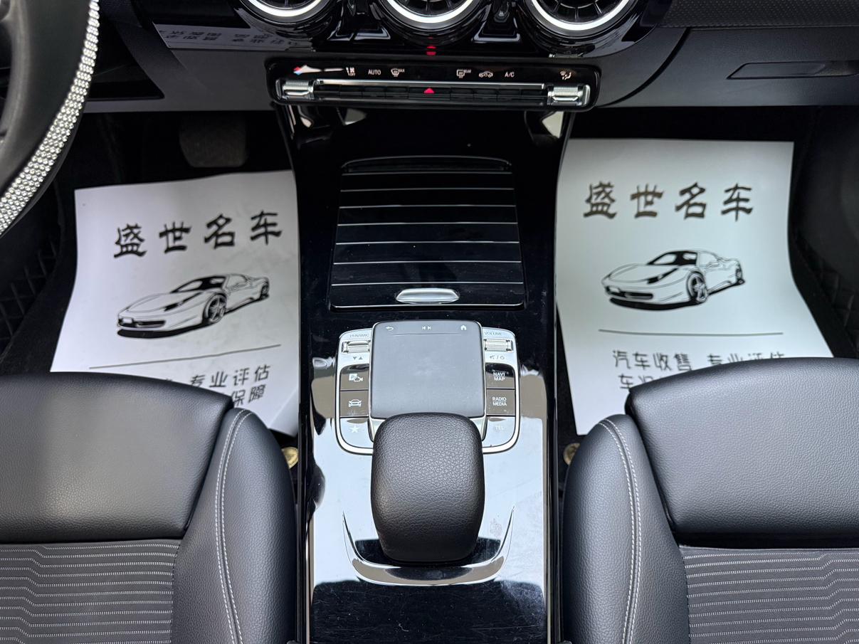 Mercedes-Benz A-Class 2019 thumb 11