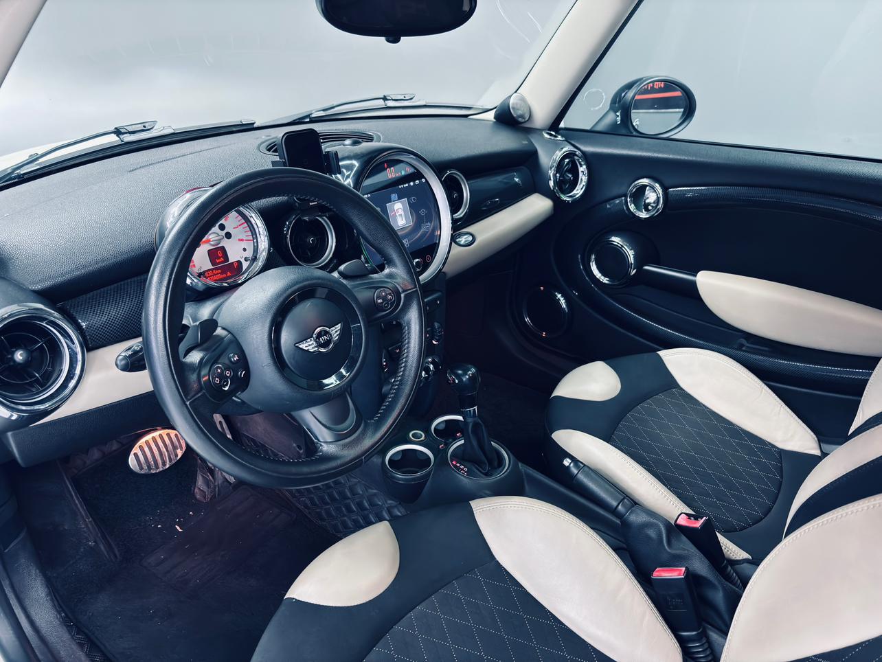 Mini Clubman 2012 thumb 6