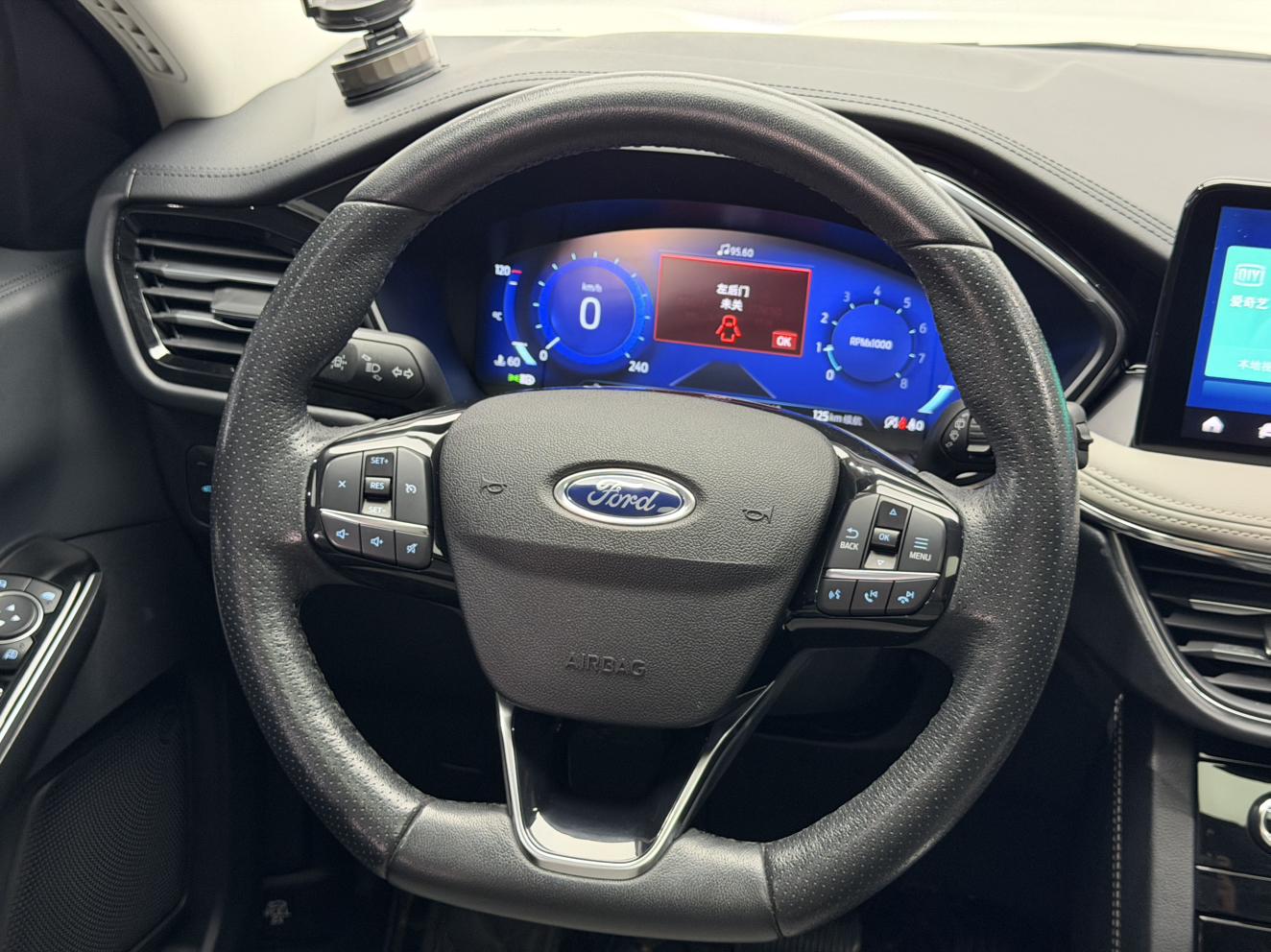 Ford Escape 2019 thumb 12