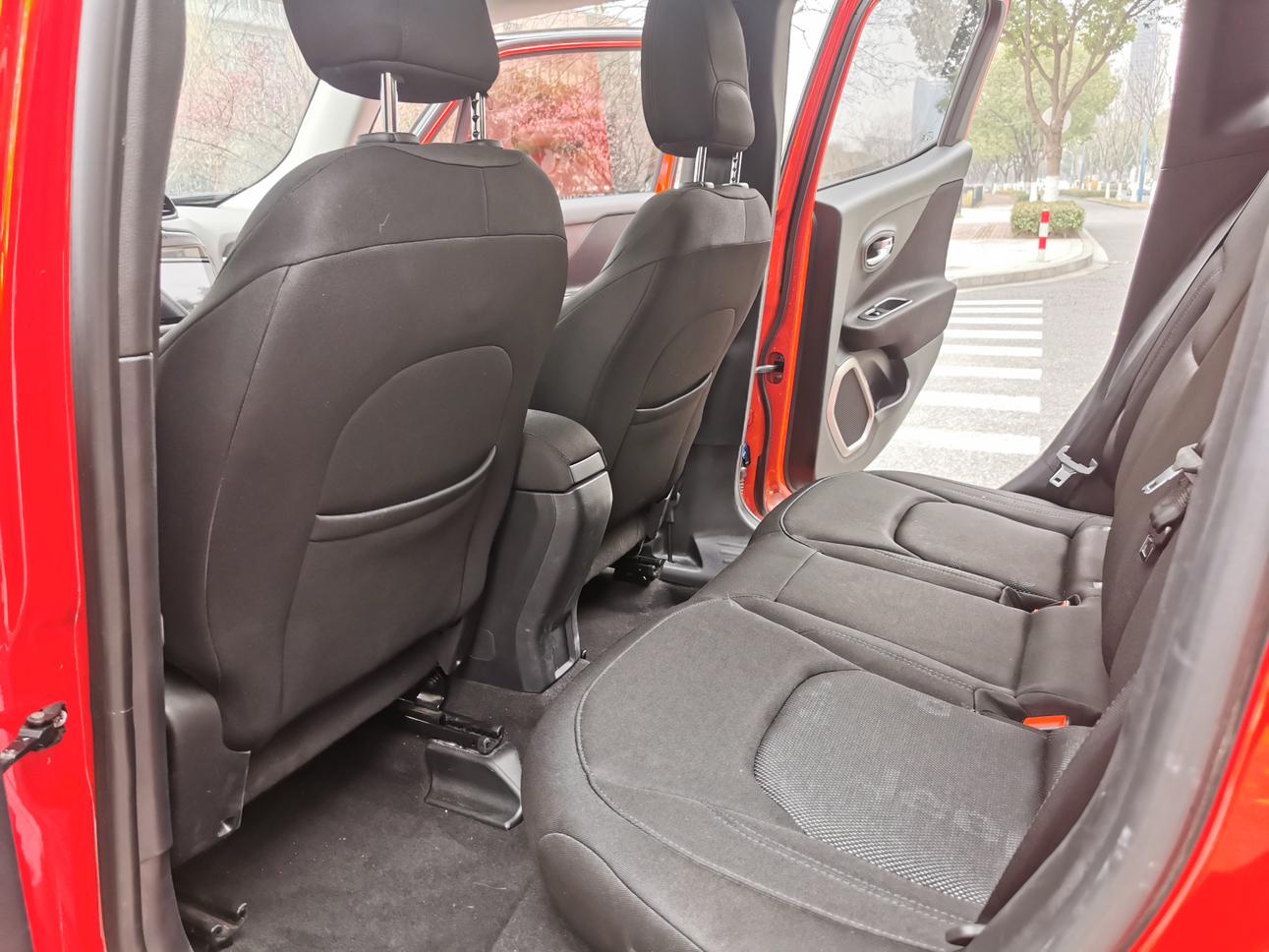 Jeep Renegade 2018 thumb 11