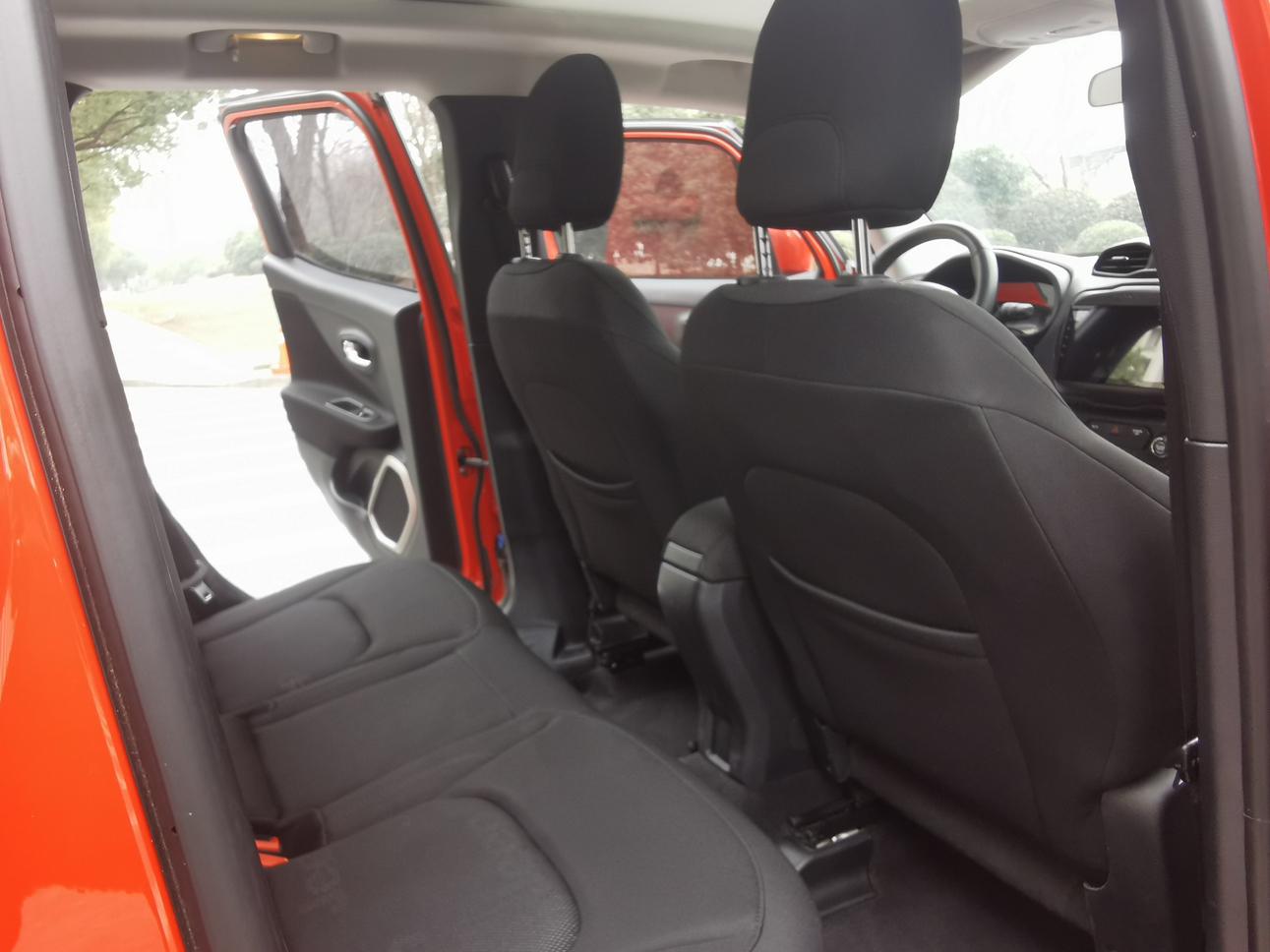 Jeep Renegade 2018 thumb 12