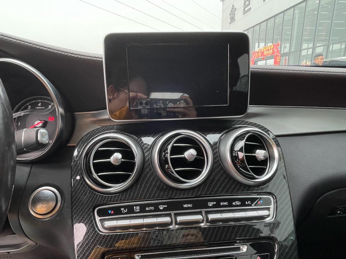Mercedes-Benz GLC 2017 thumb 7