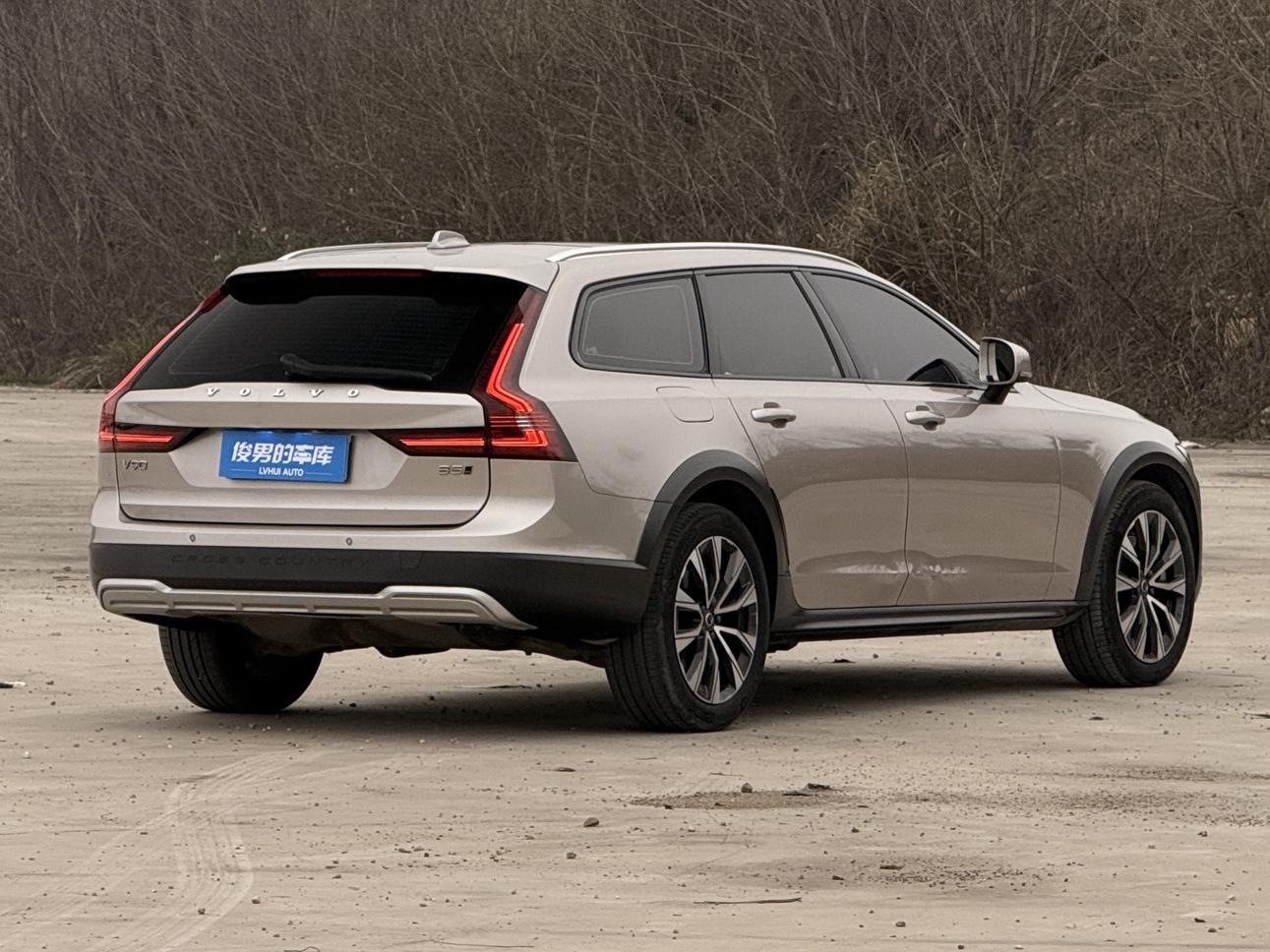 Volvo V90 2023 thumb 5