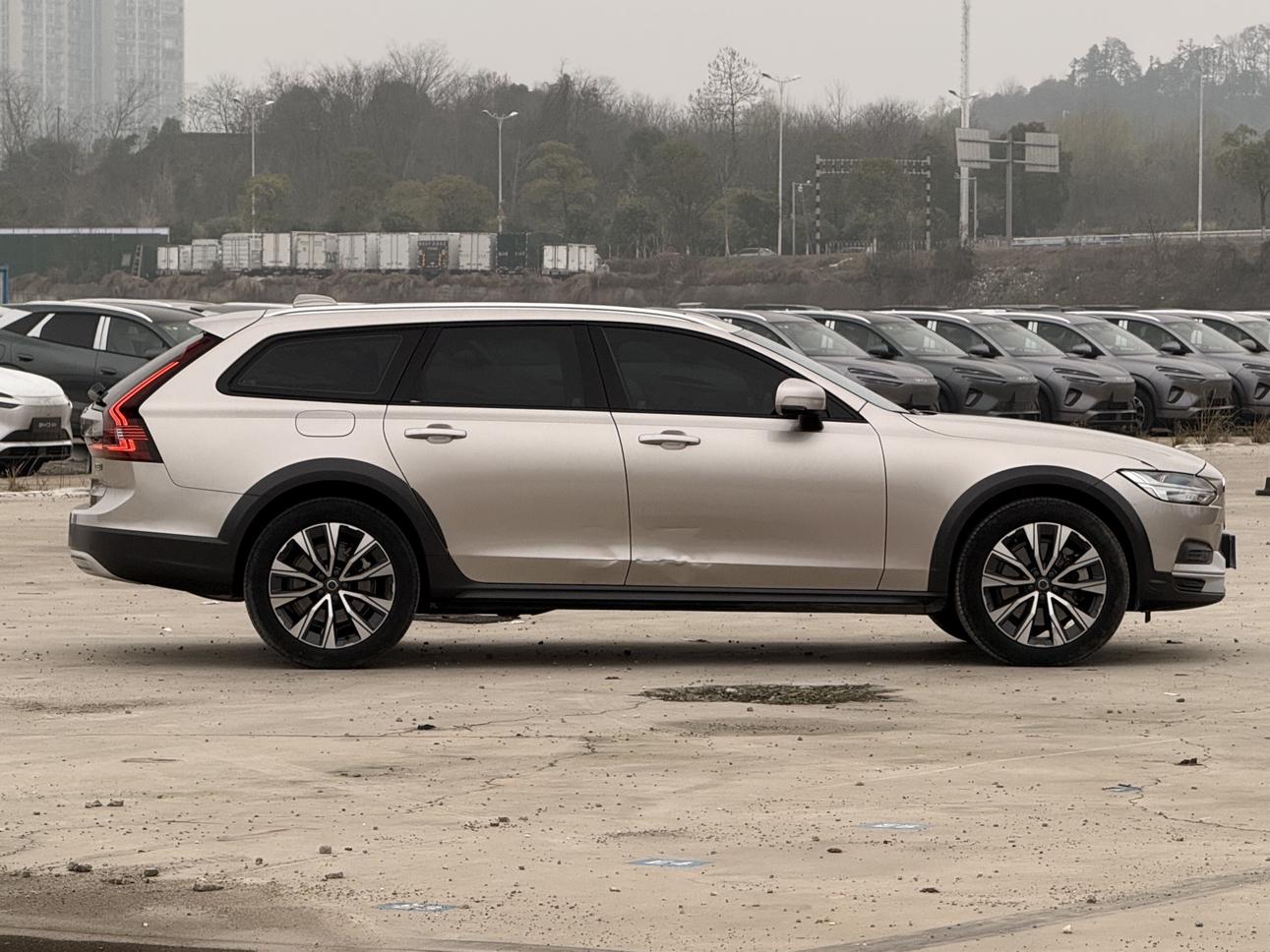Volvo V90 2023 thumb 6