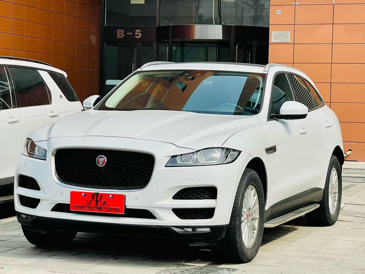 Jaguar F-Pace 2018 thumb 8