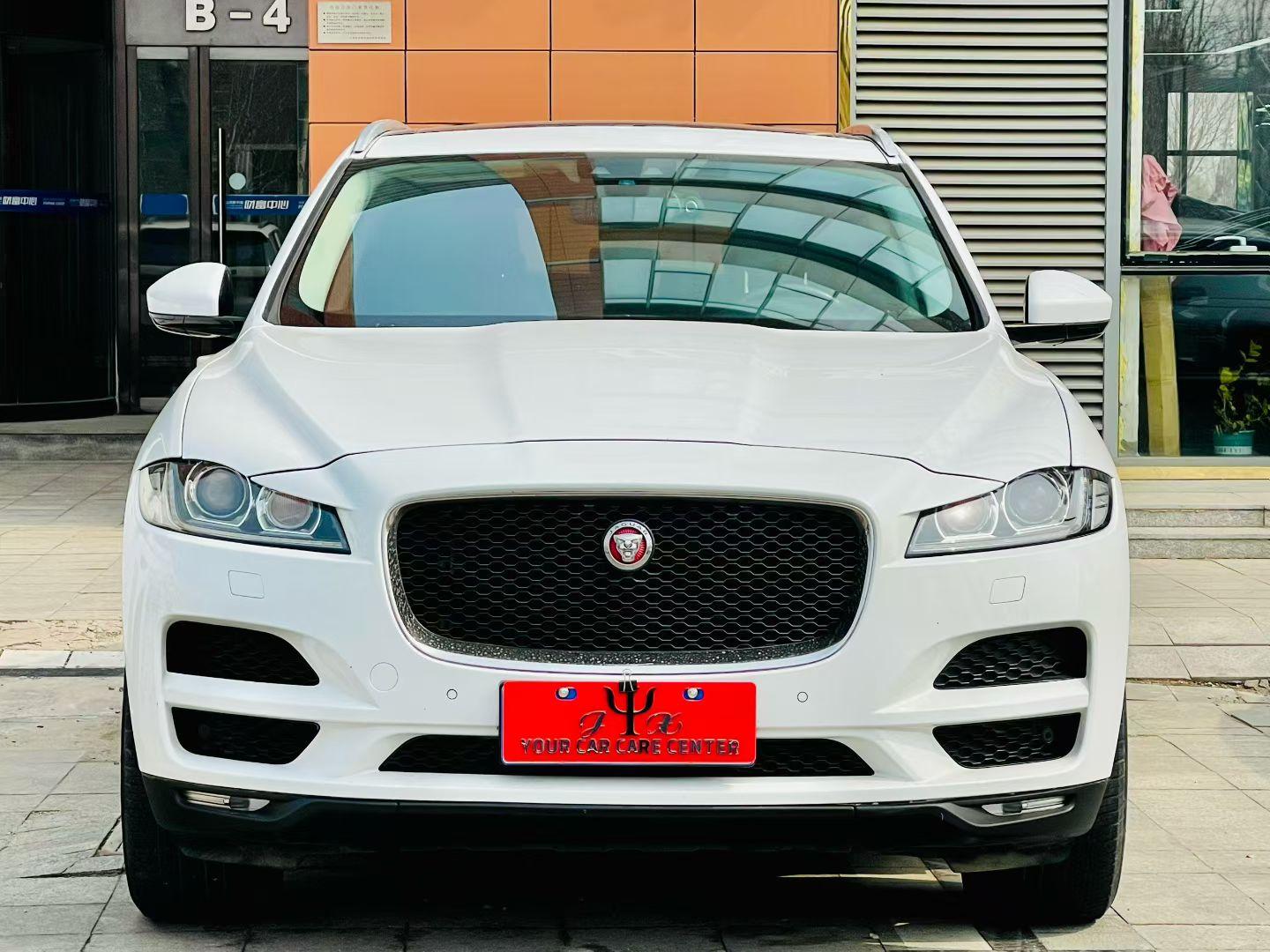 Jaguar F-Pace 2018 thumb 9