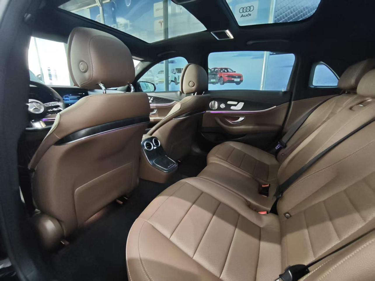 Mercedes-Benz E-Class 2022 thumb 7