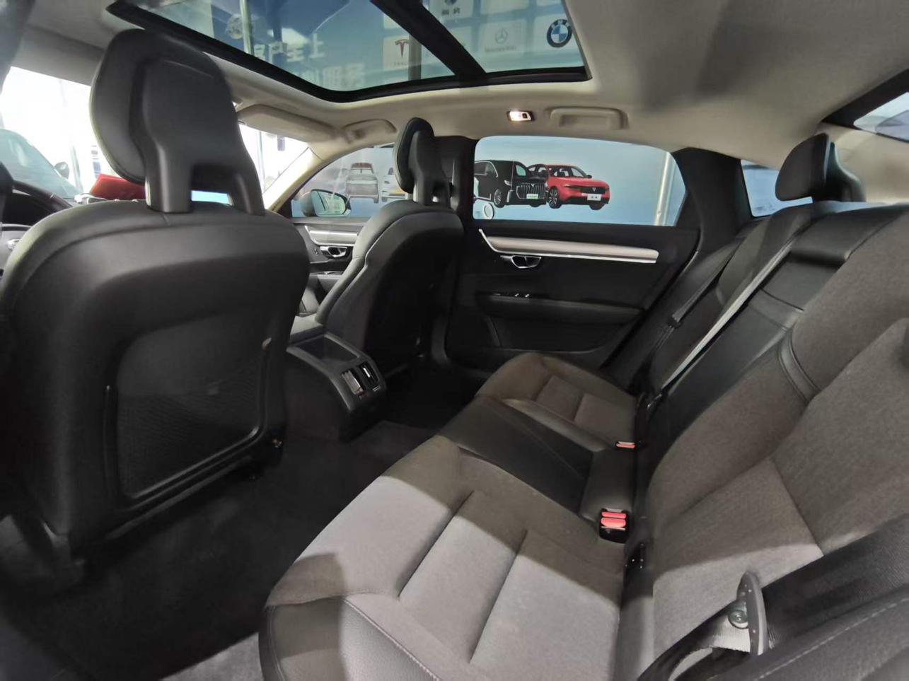 Volvo S90 2019 thumb 7
