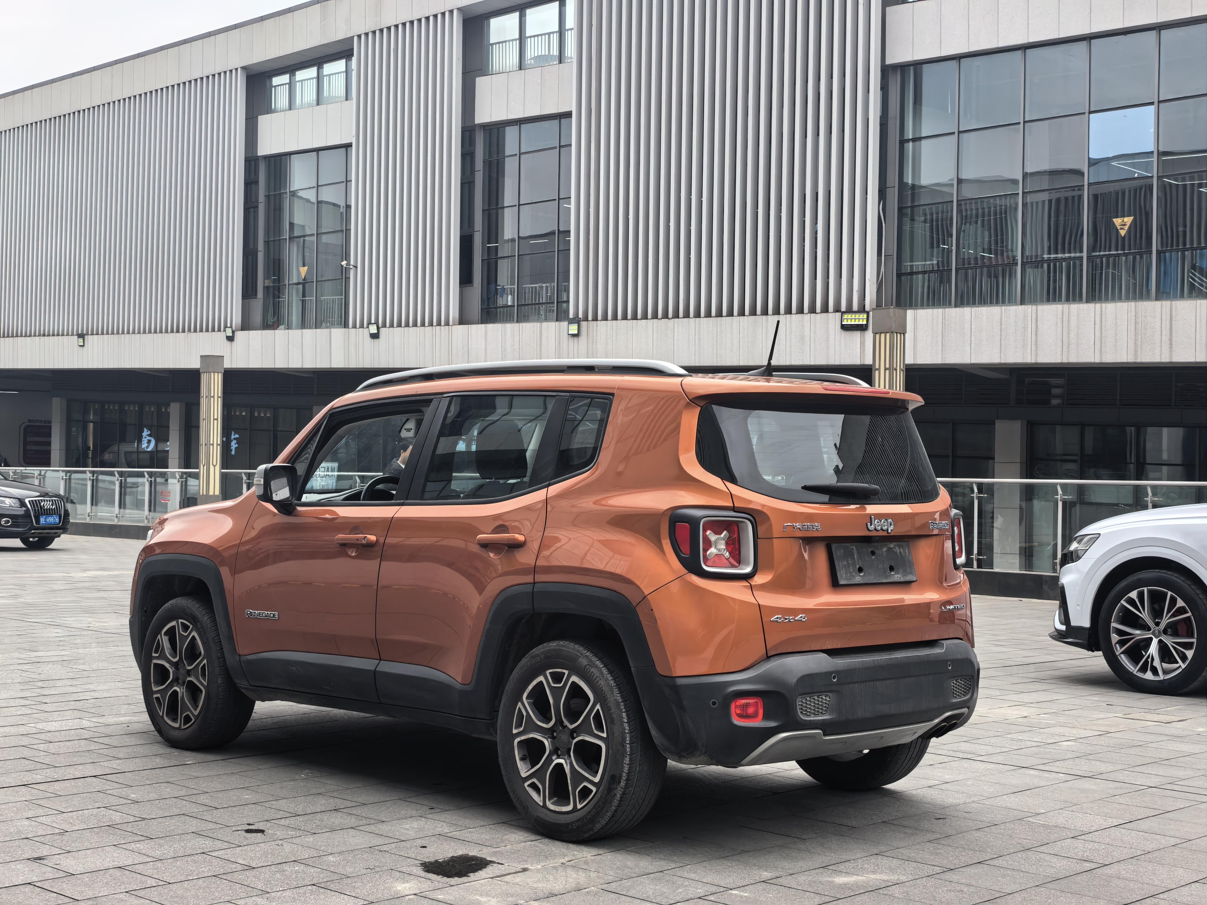 Jeep Renegade 2017 thumb 3