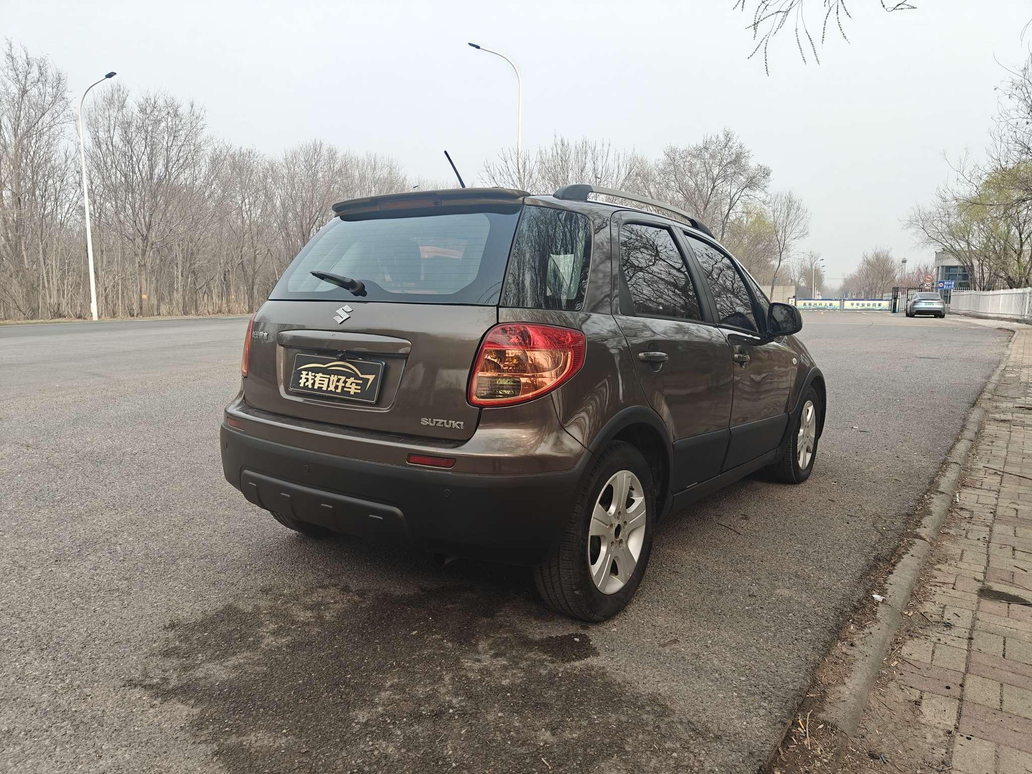 Suzuki SX4 2012 thumb 5