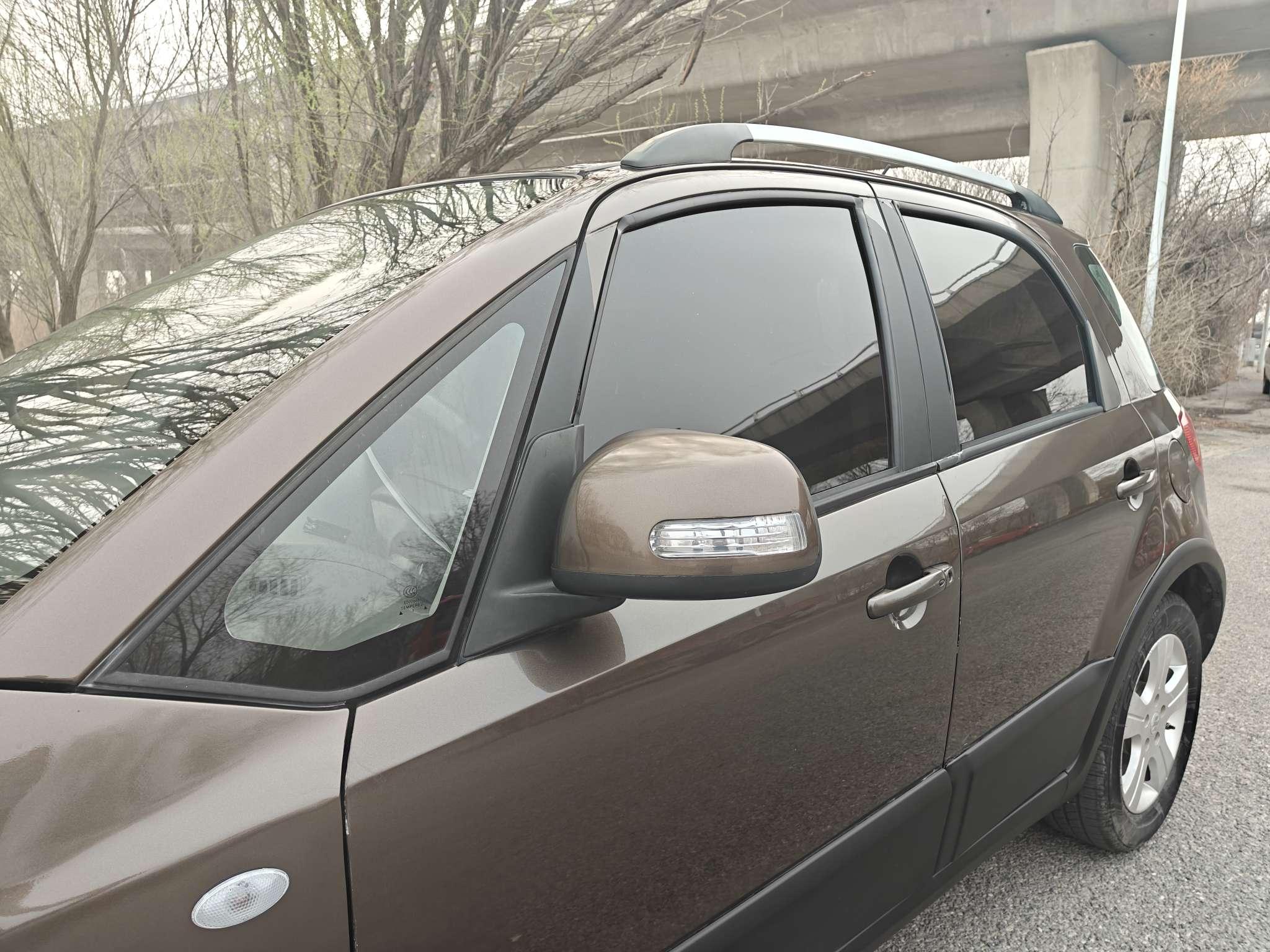 Suzuki SX4 2012 thumb 7