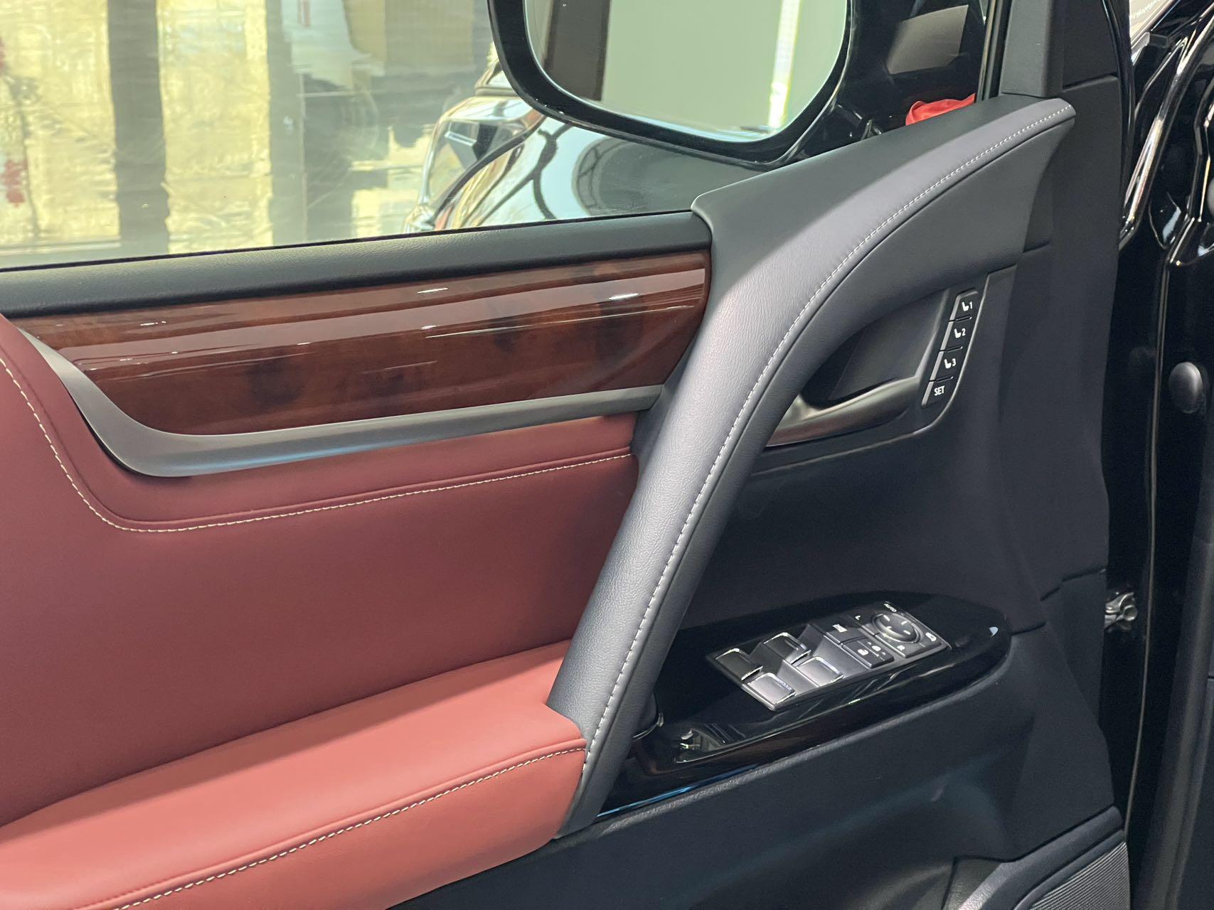 Lexus LX 2022 thumb 3