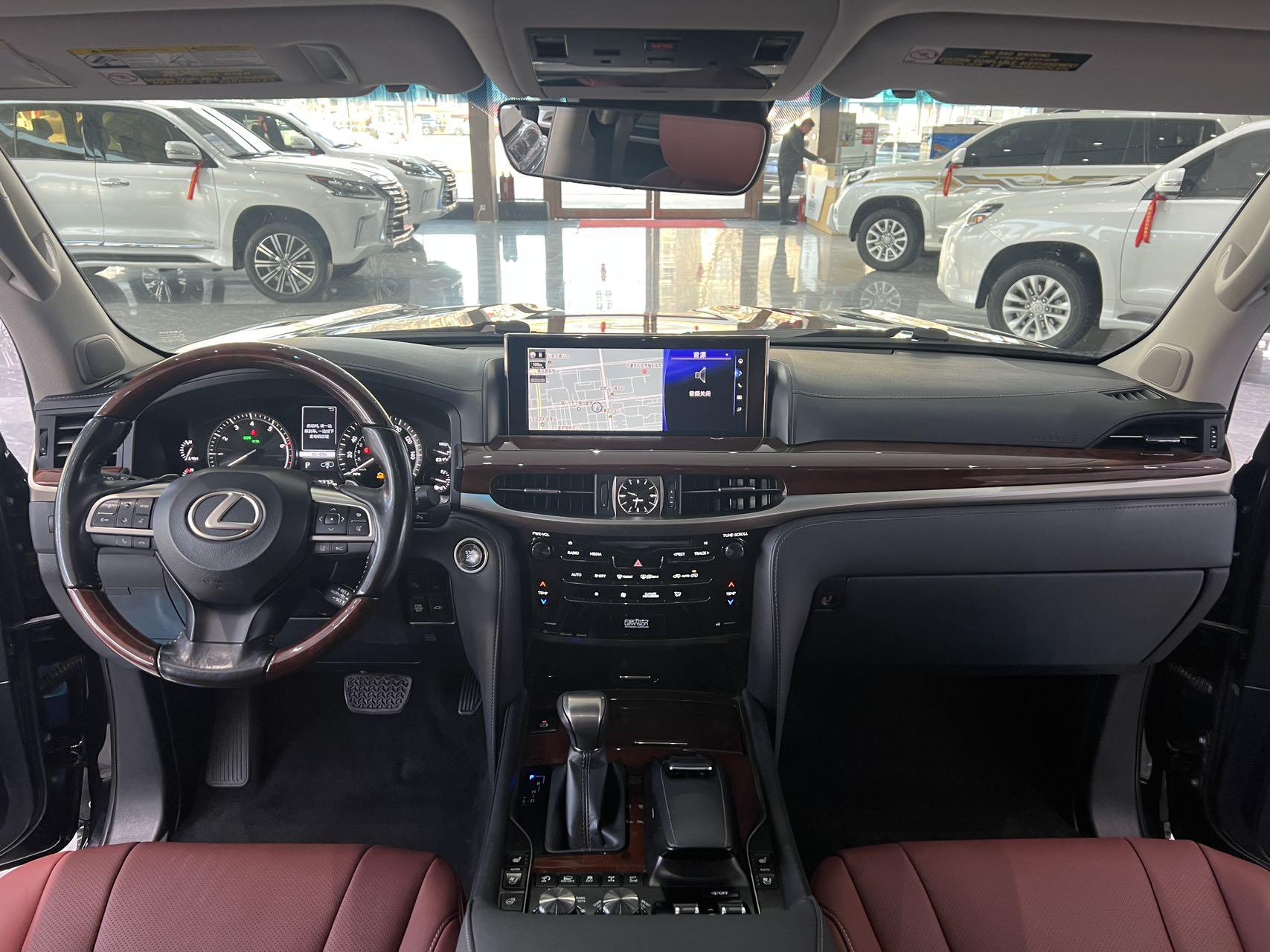 Lexus LX 2022 thumb 4