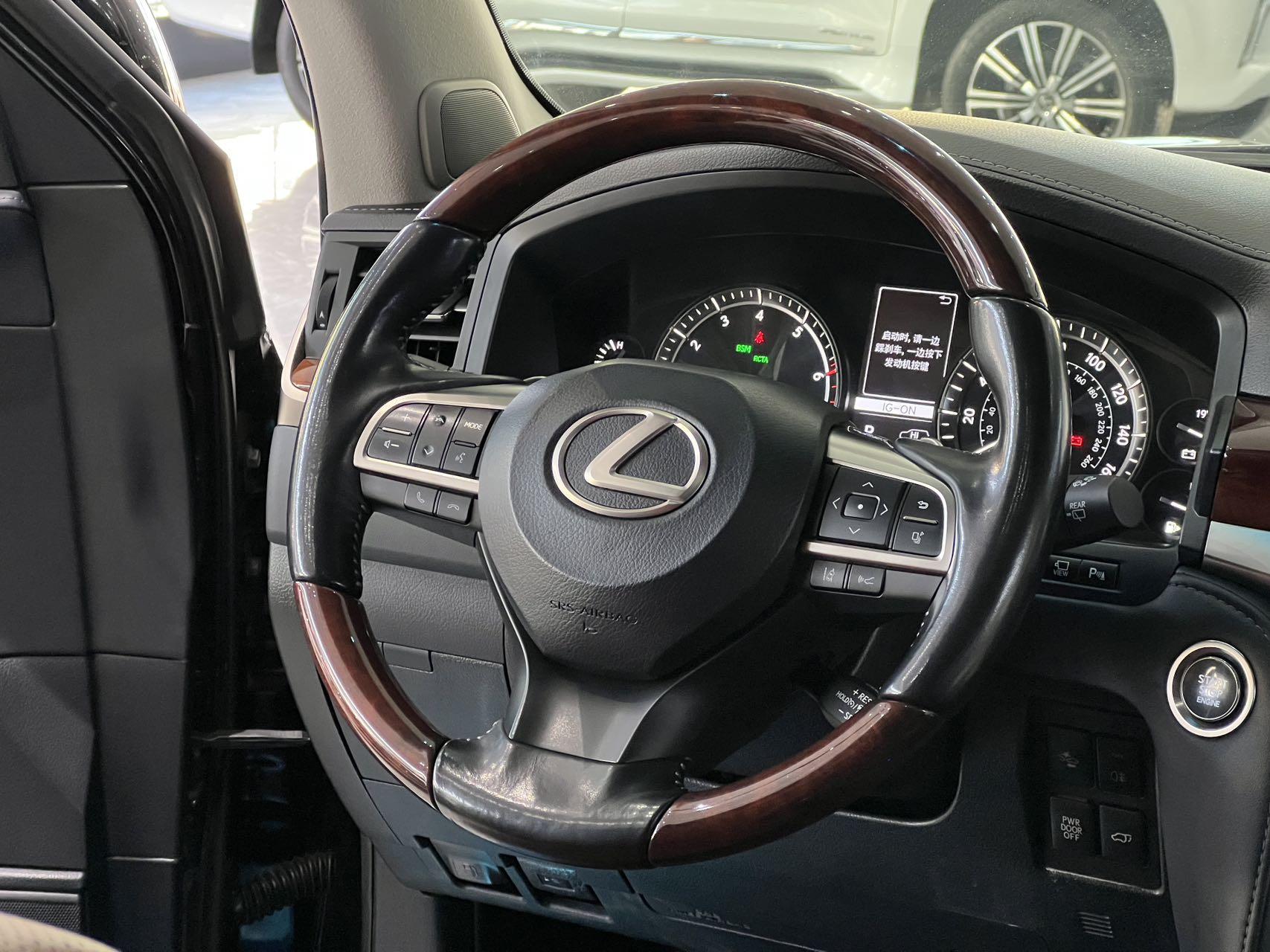 Lexus LX 2022 thumb 5