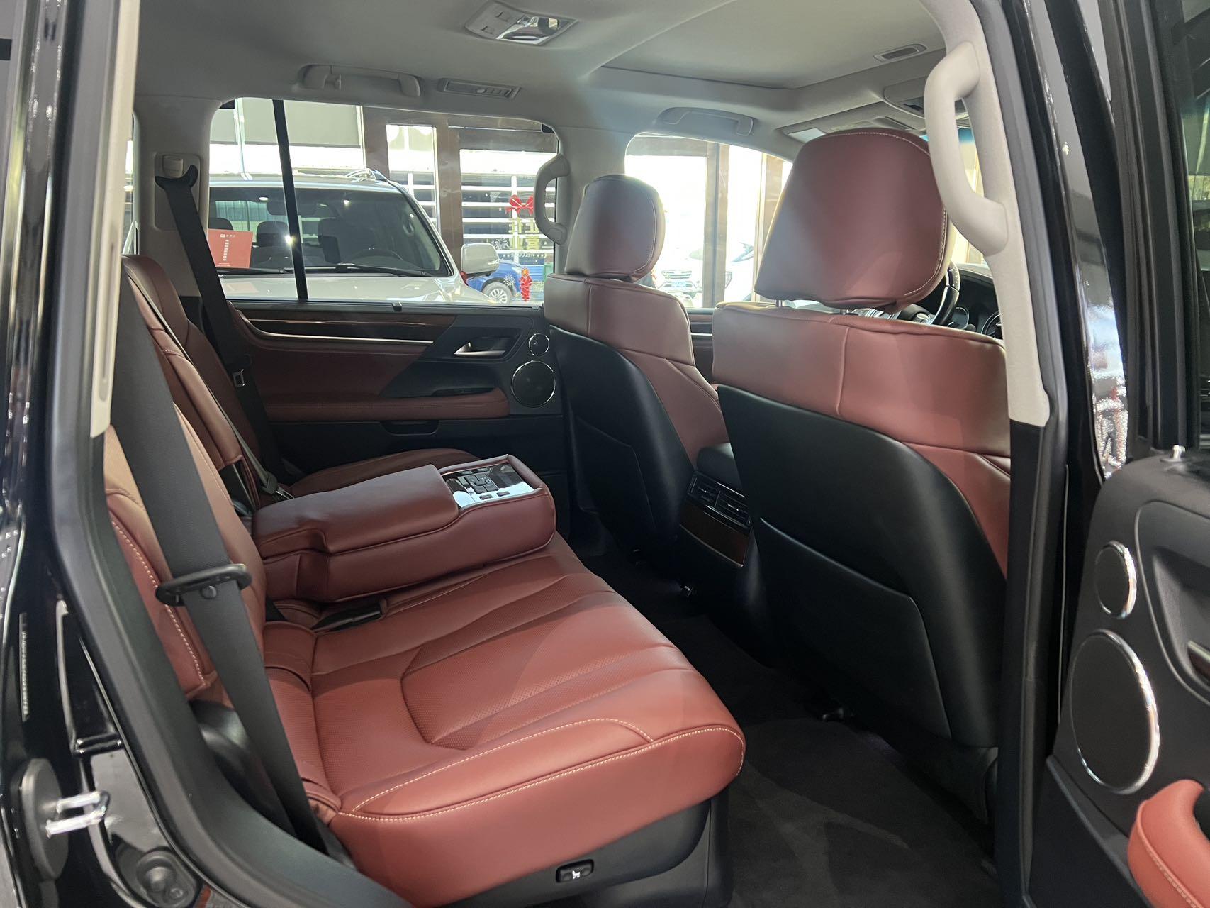 Lexus LX 2022 thumb 10