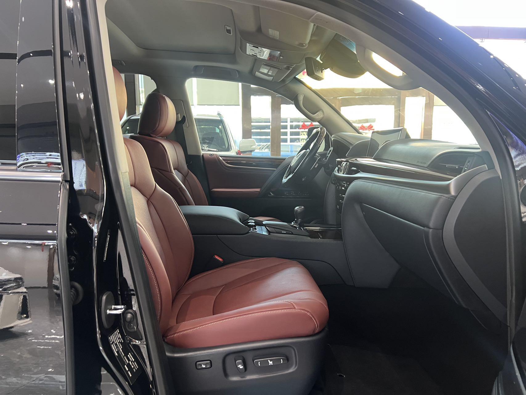 Lexus LX 2022 thumb 11
