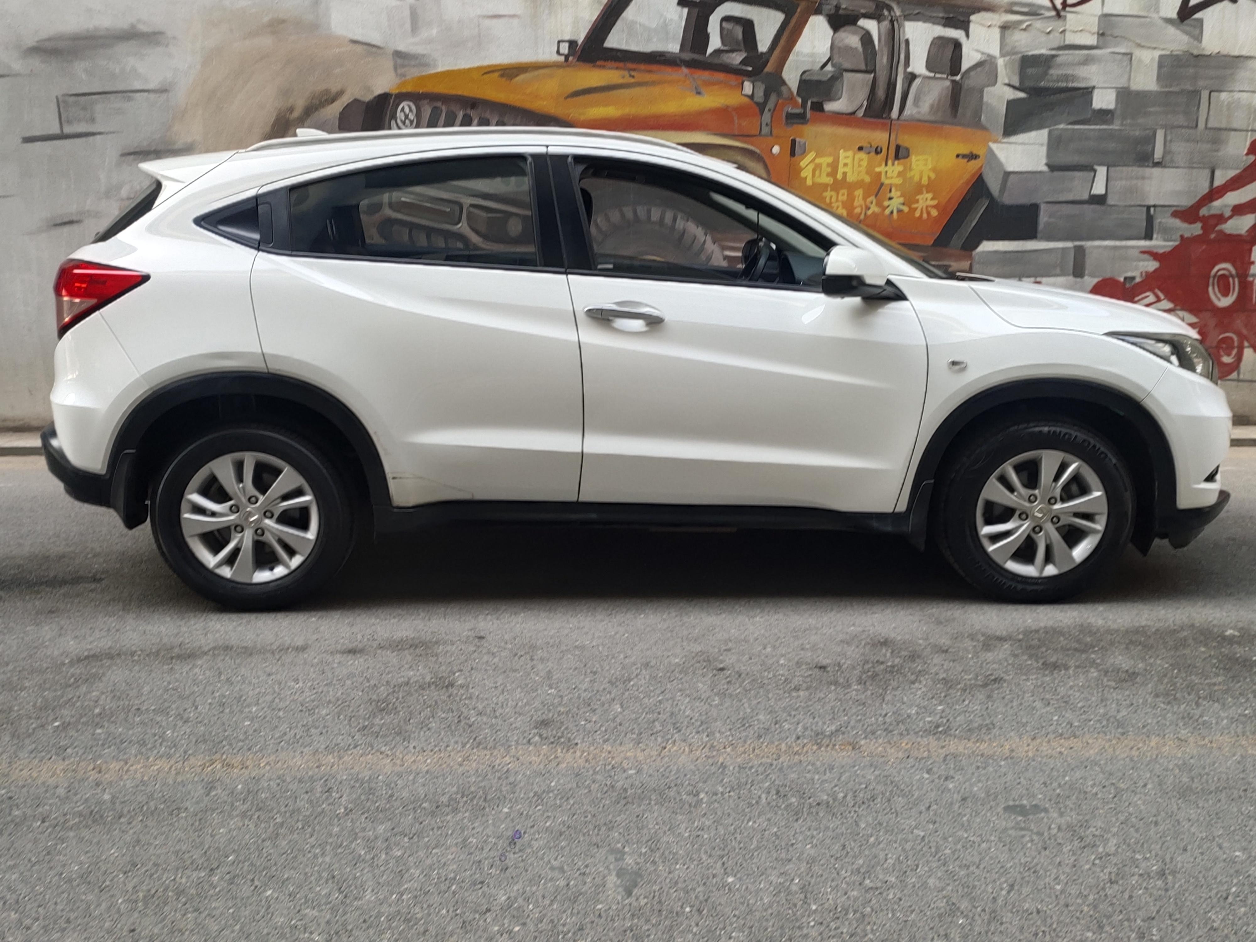 Honda Vezel 2015 thumb 4