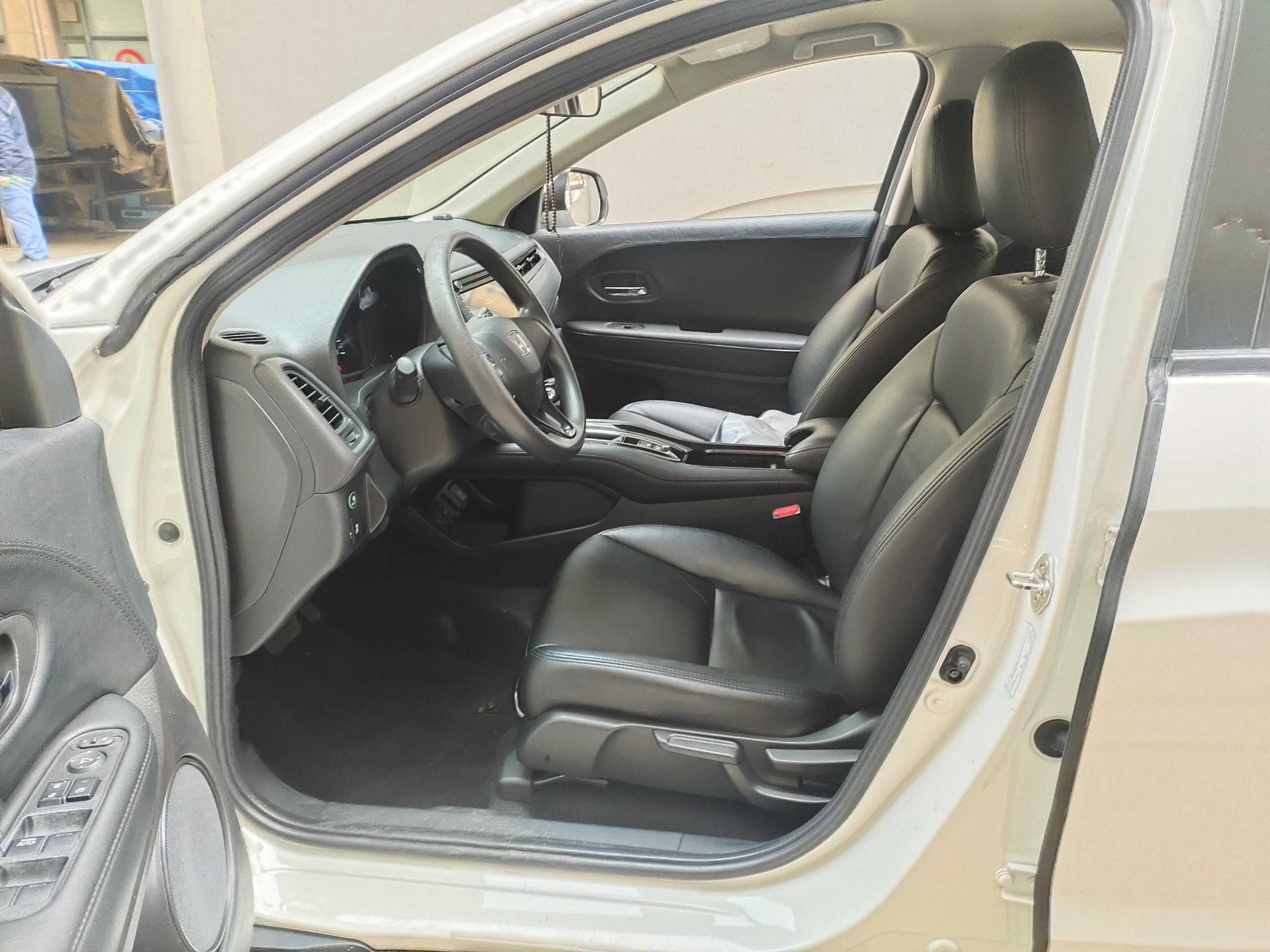 Honda Vezel 2015 thumb 9