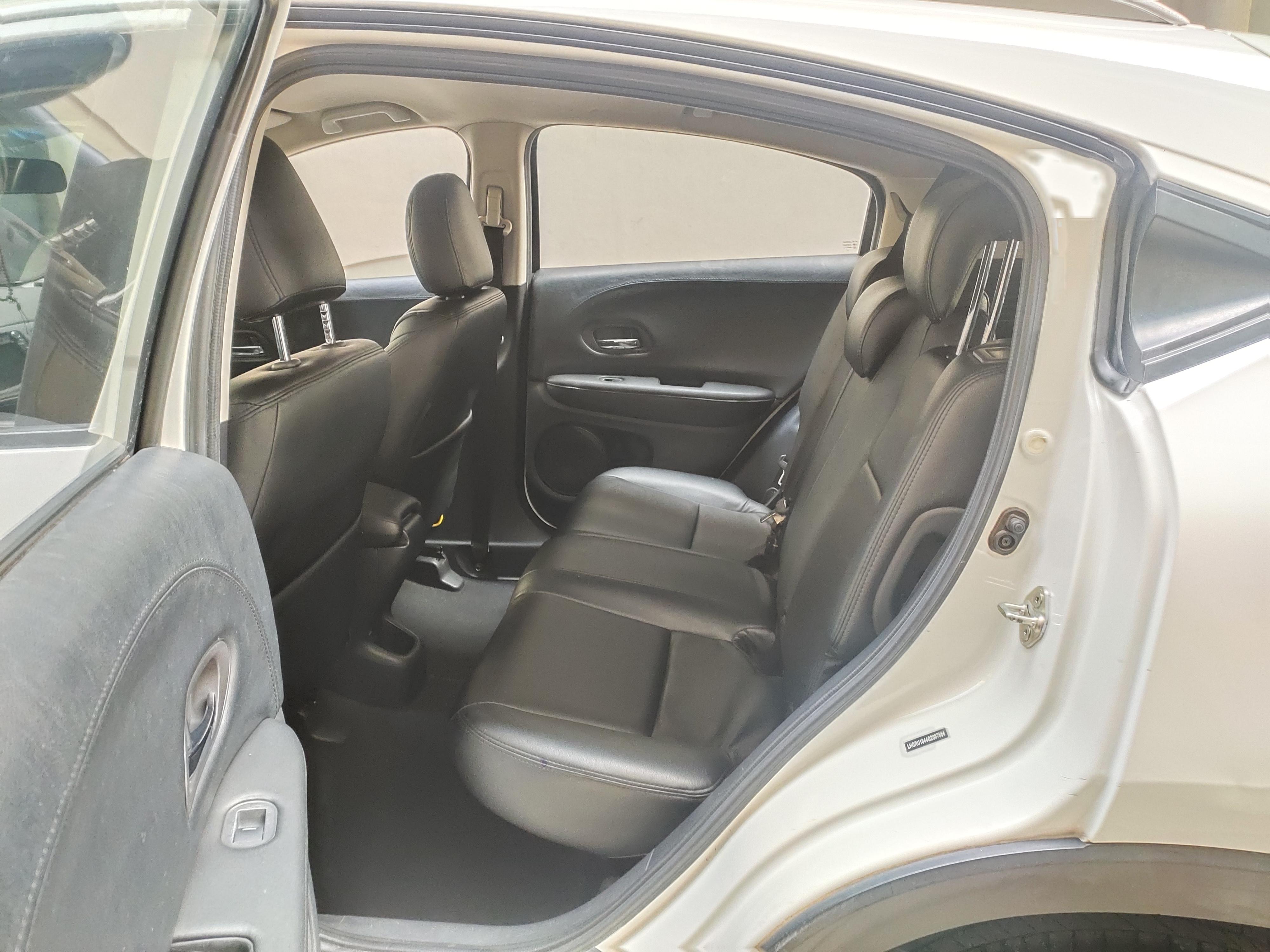 Honda Vezel 2015 thumb 10