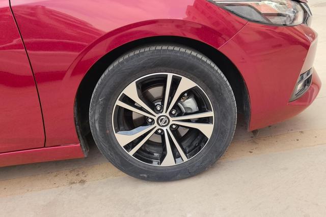 Nissan Sylphy 2021 thumb 2