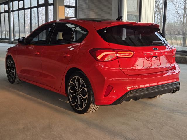Ford Focus ST 2020 thumb 4