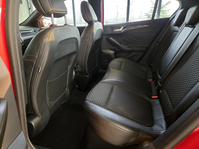 Ford Focus ST 2020 thumb 5
