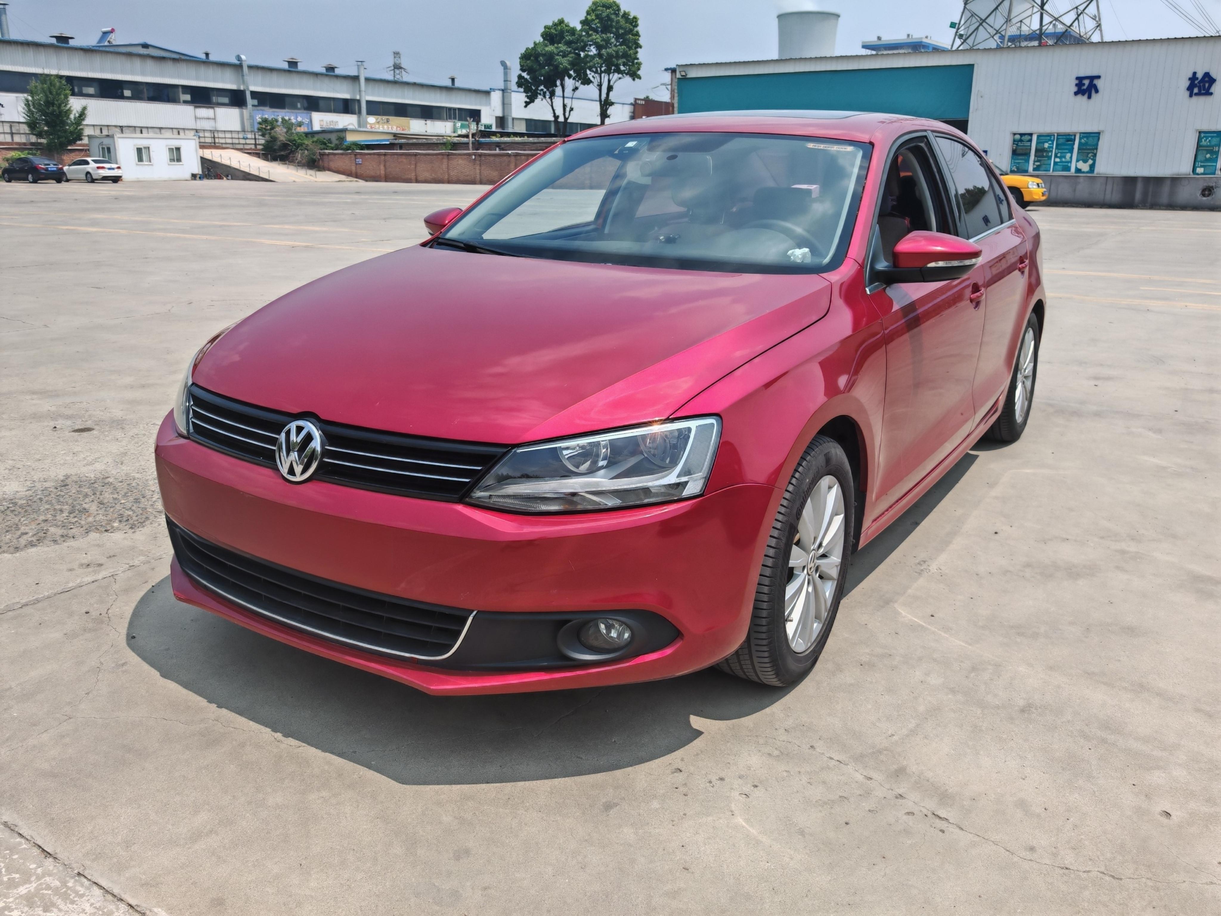 Volkswagen Sagitar 2015 thumb 5