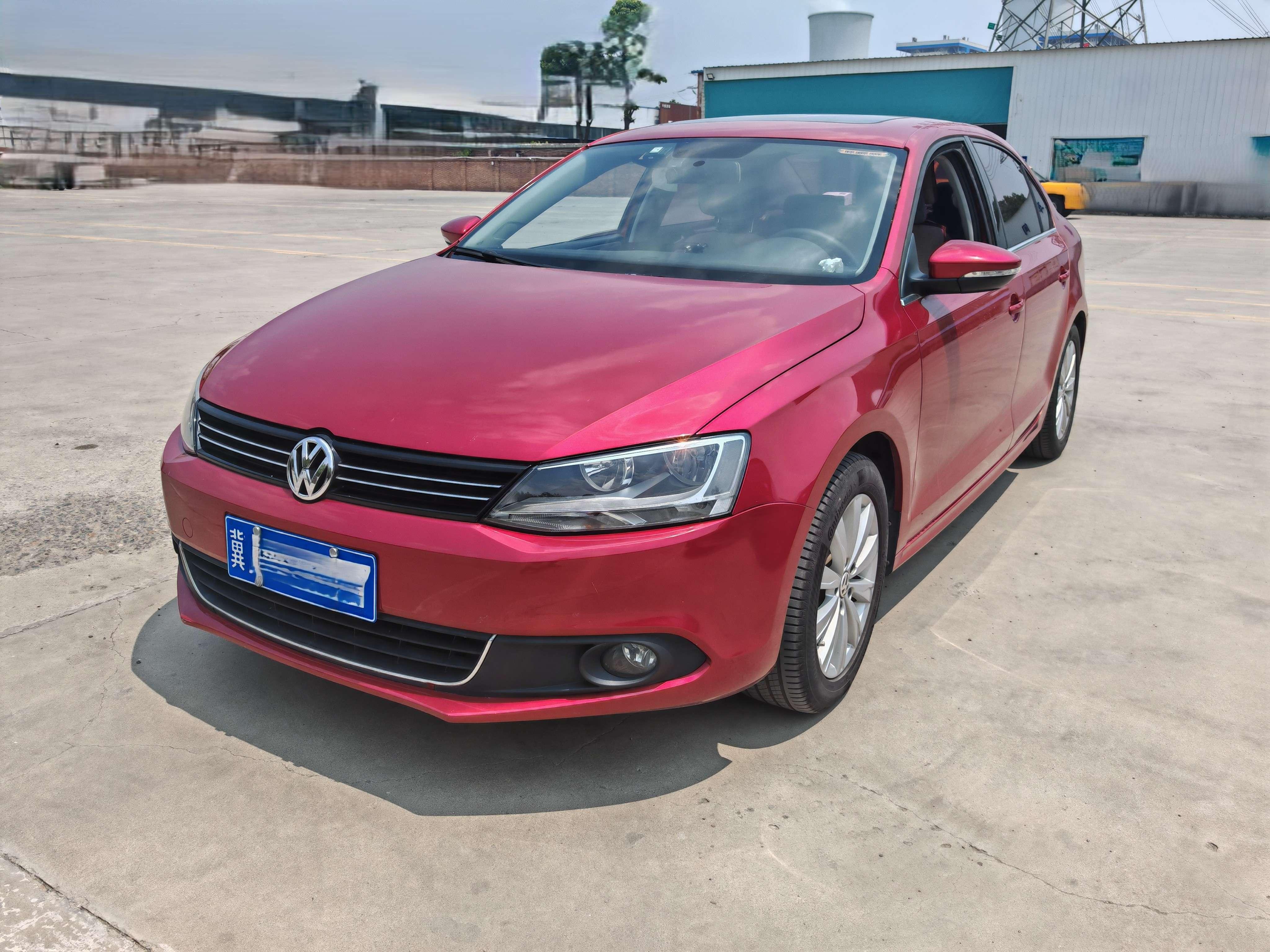Volkswagen Sagitar 2015 thumb 8