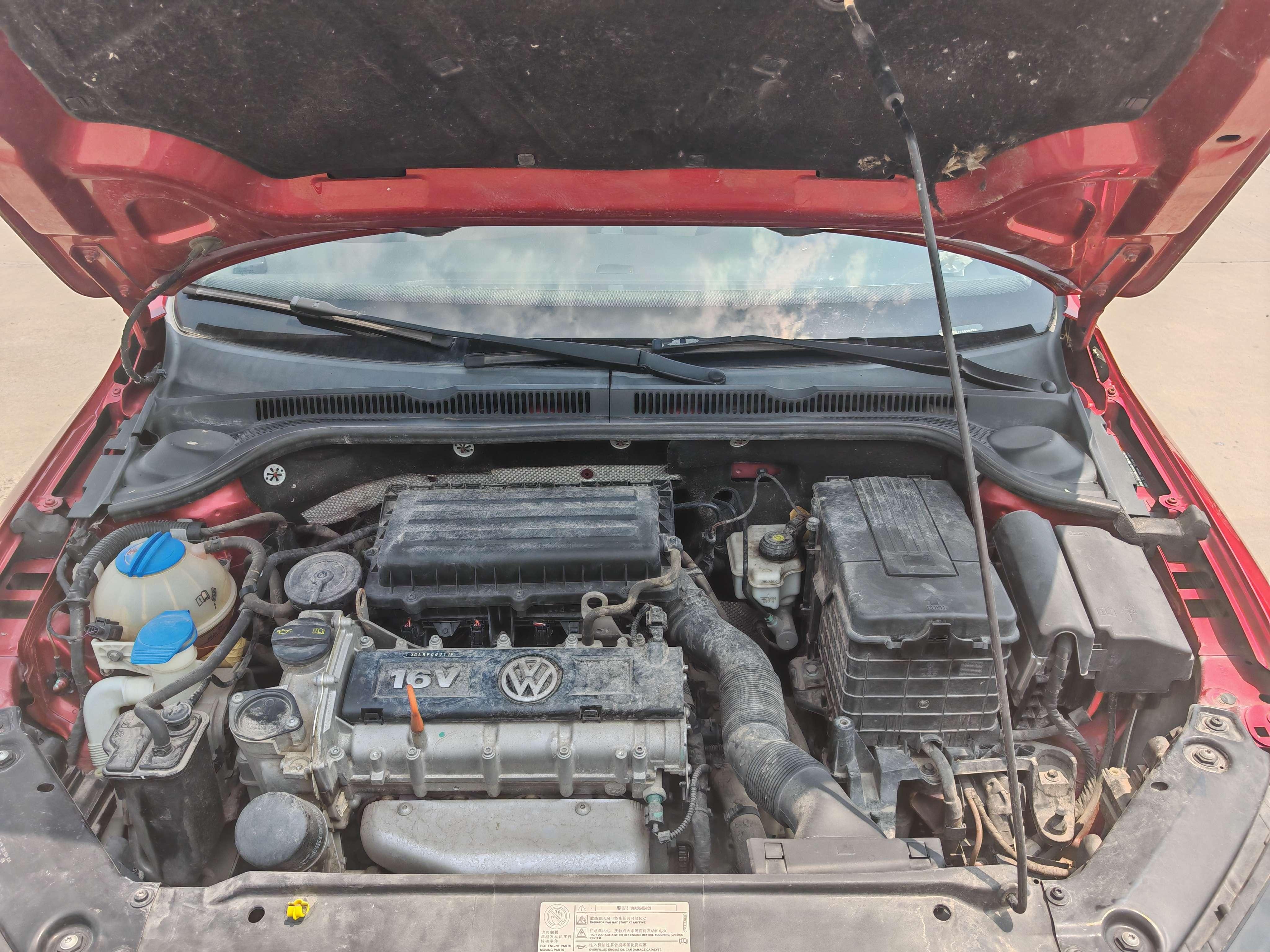 Volkswagen Sagitar 2015 thumb 11