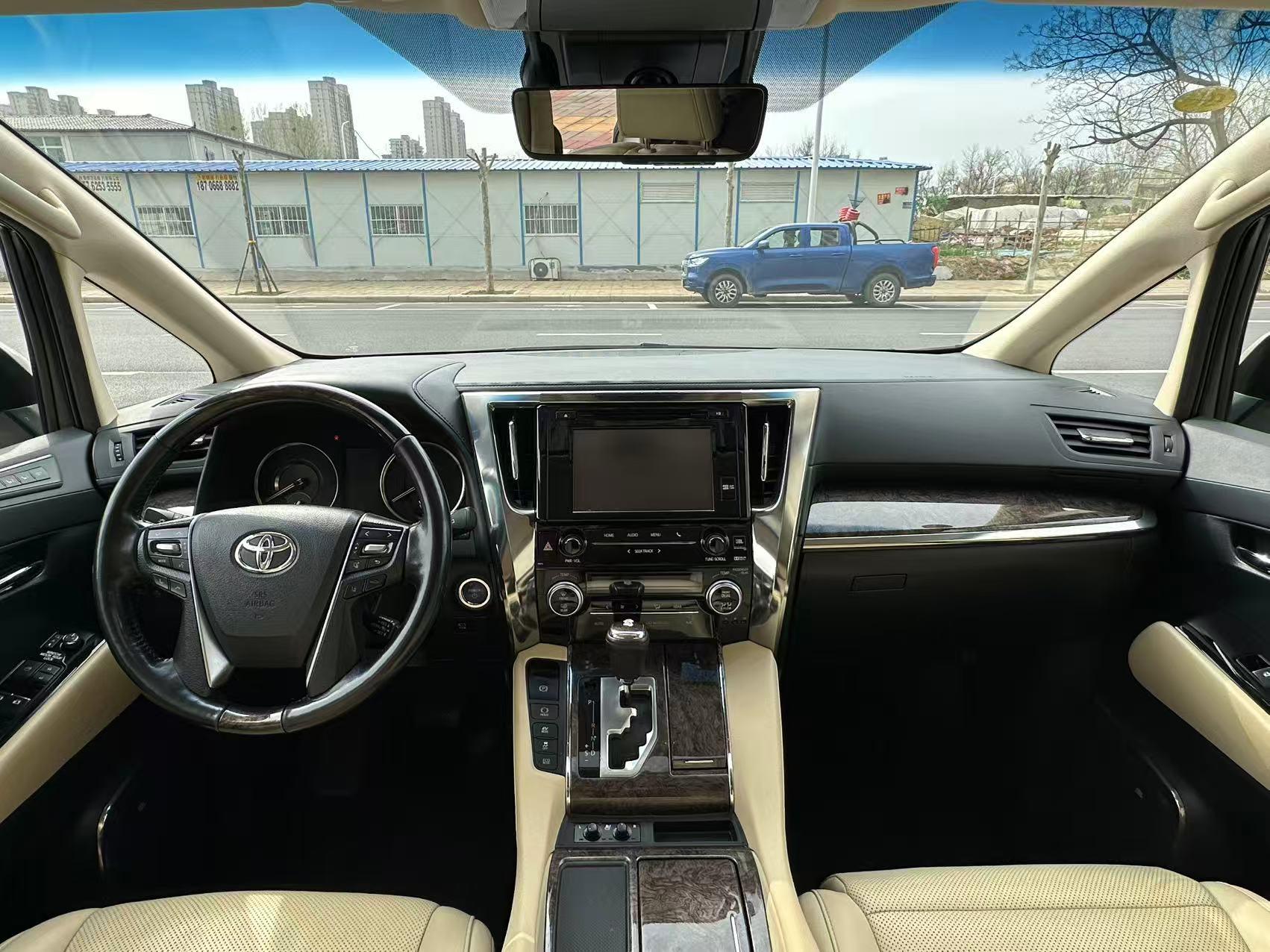 Toyota Alphard 2019 thumb 8