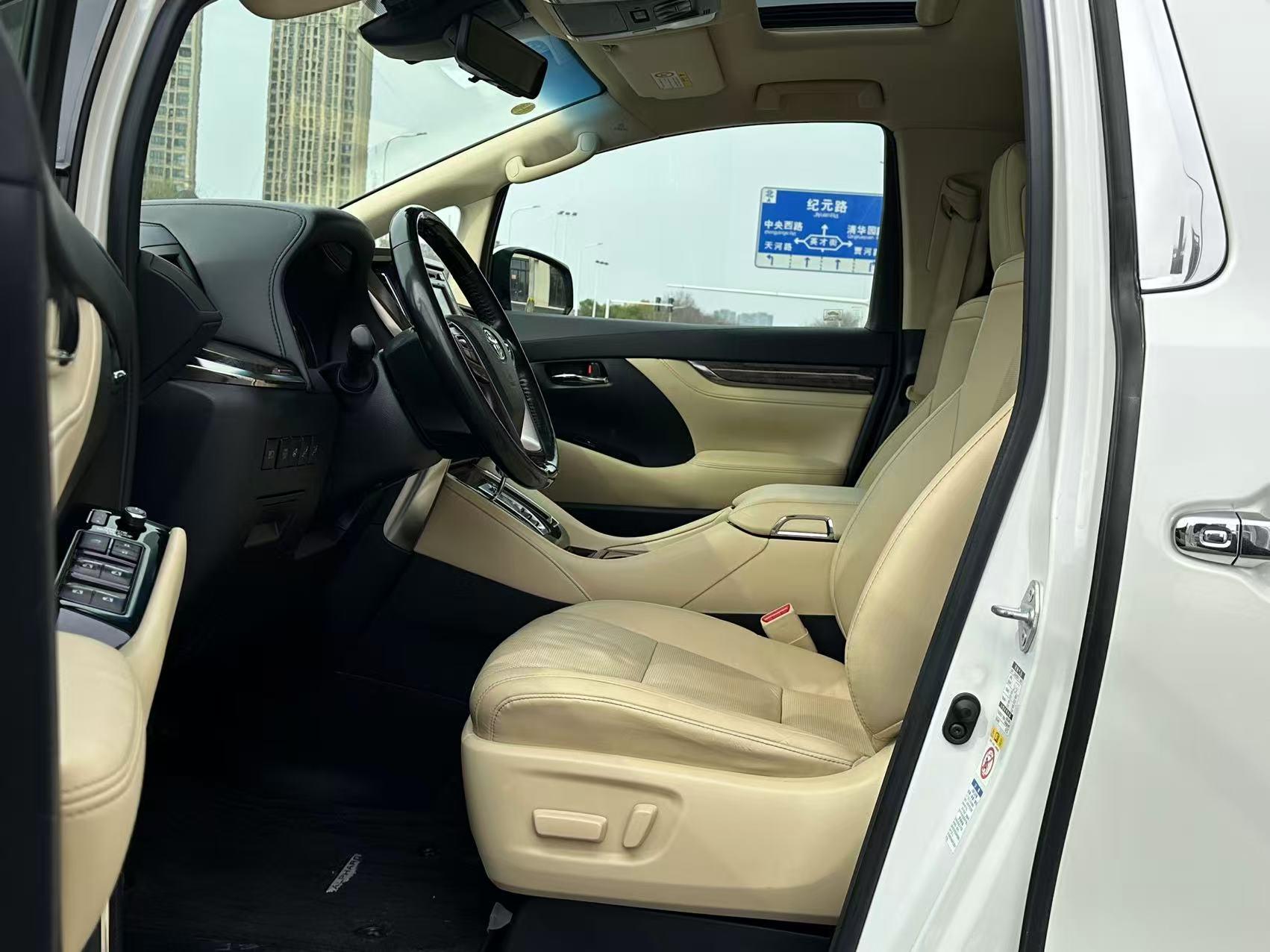 Toyota Alphard 2019 thumb 10