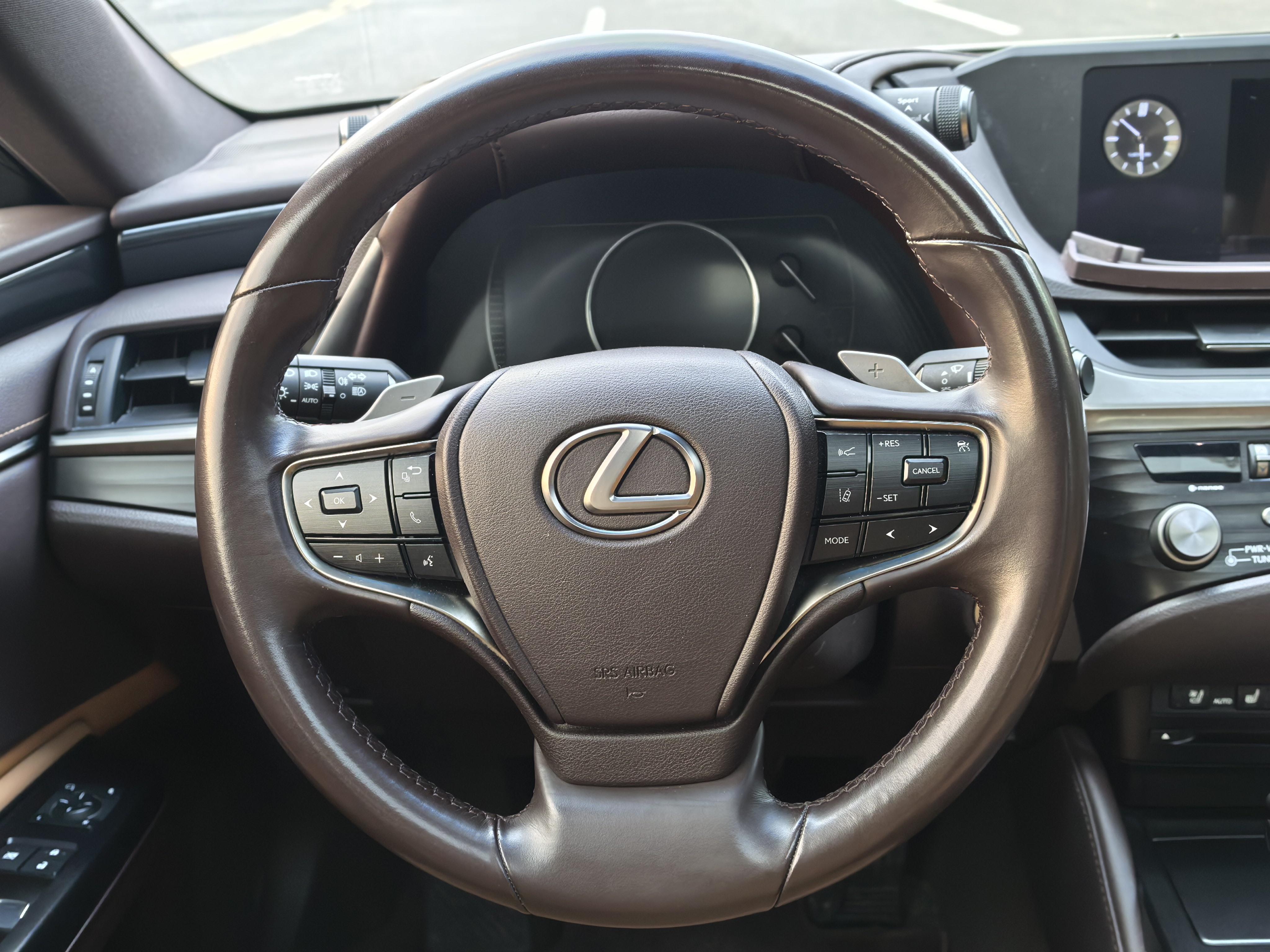 Lexus ES 2021 thumb 12