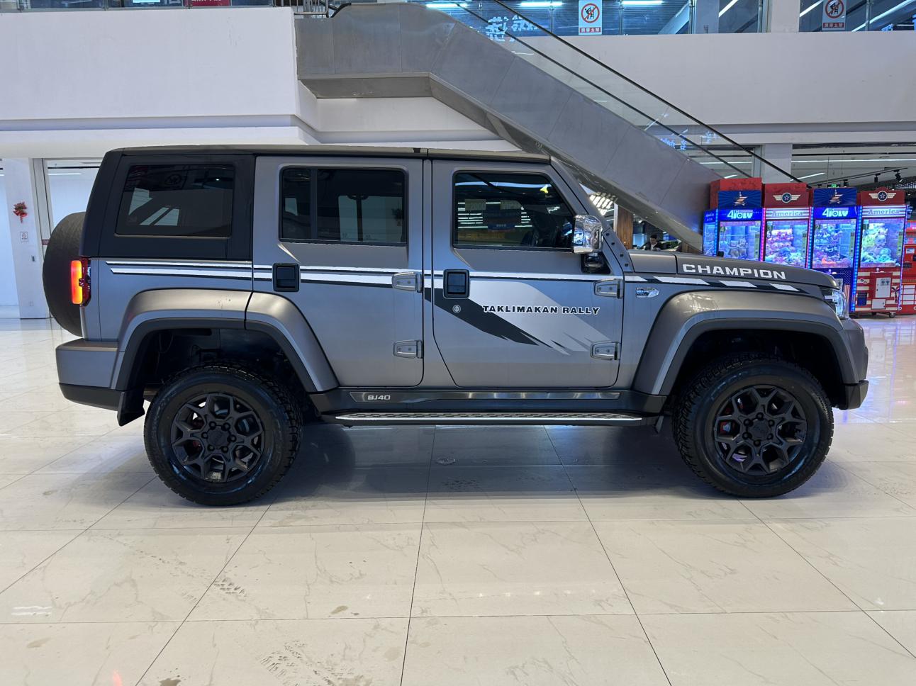 BJ 40 2022 thumb 6