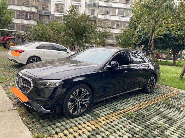 Mercedes-Benz E-Class 2024 thumb 5