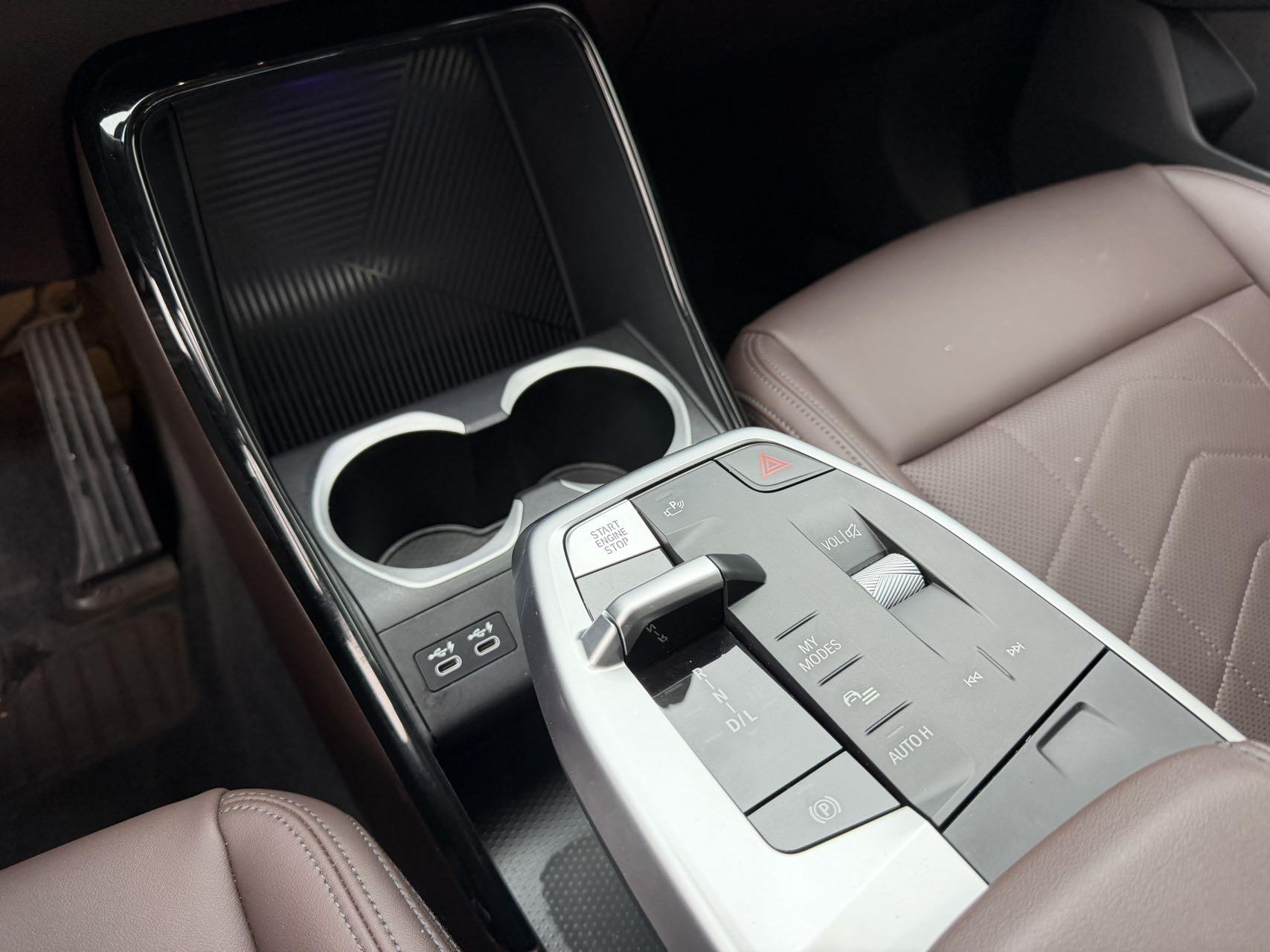 BMW X1 2023 thumb 8