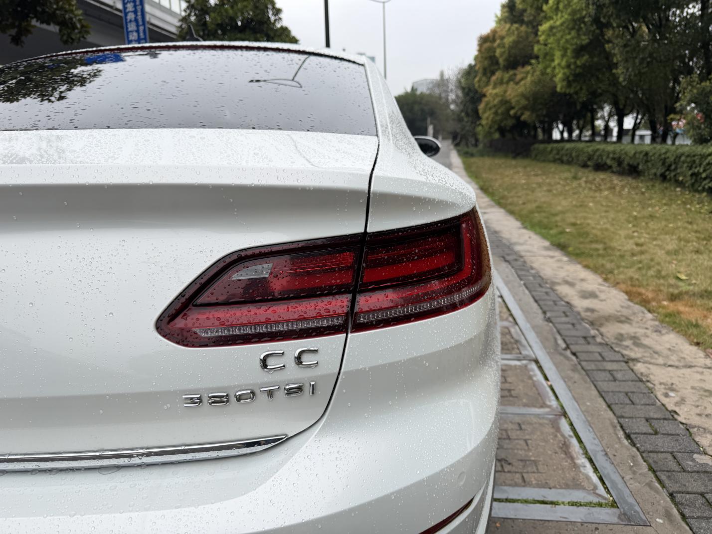 Volkswagen Arteon 2019 thumb 6